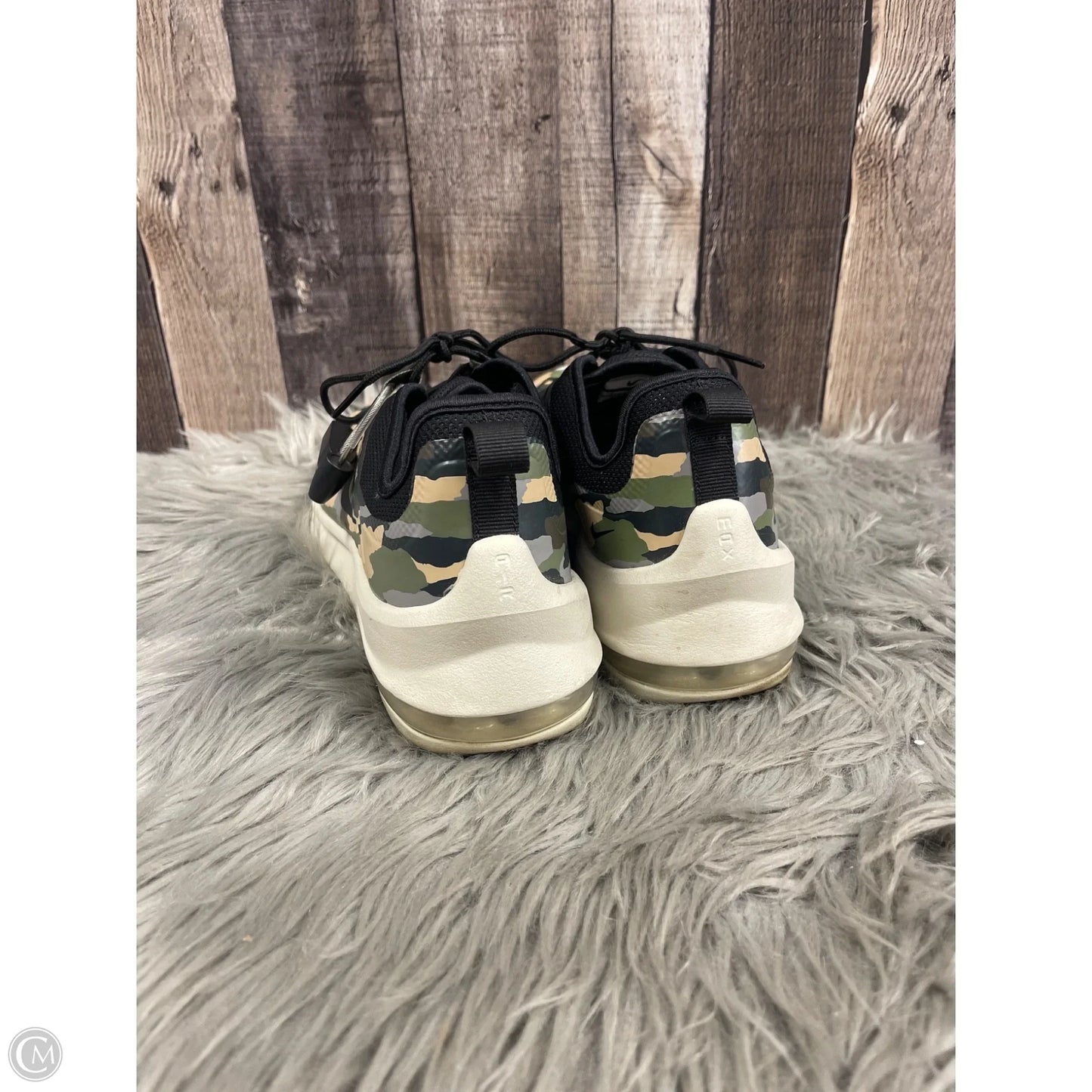 Shoes Athletic By Nike In Camouflage Print, Size: 8