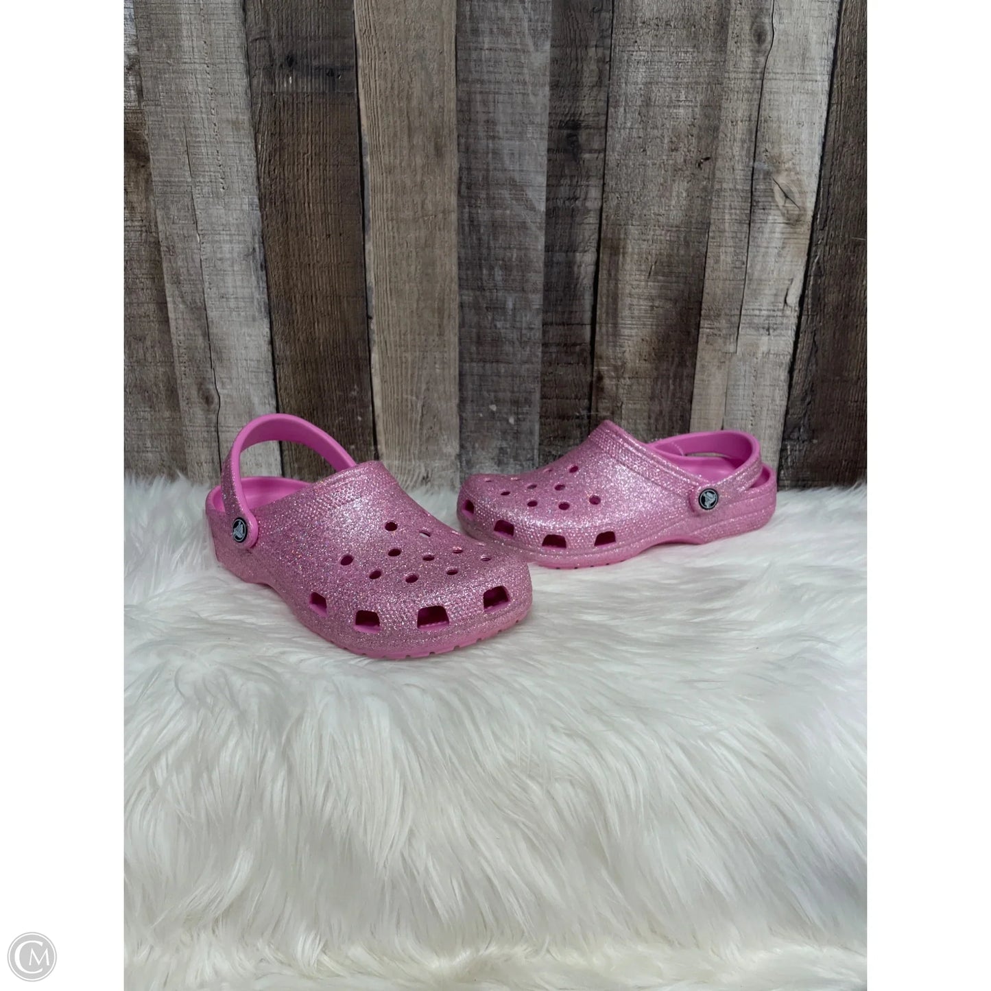 Shoes Flats By Crocs In Pink, Size: 8