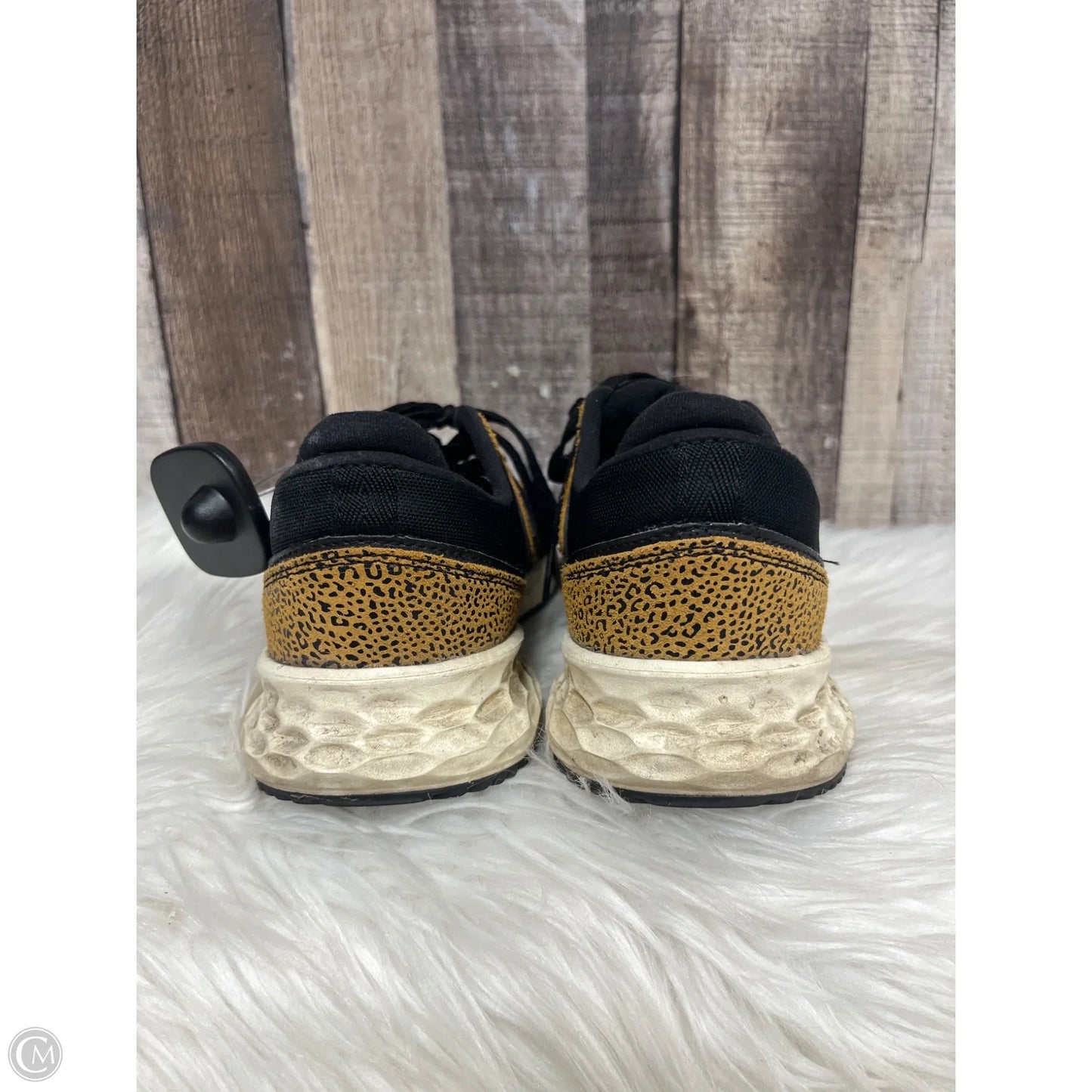 Shoes Athletic By New Balance In Multi-colored, Size: 6