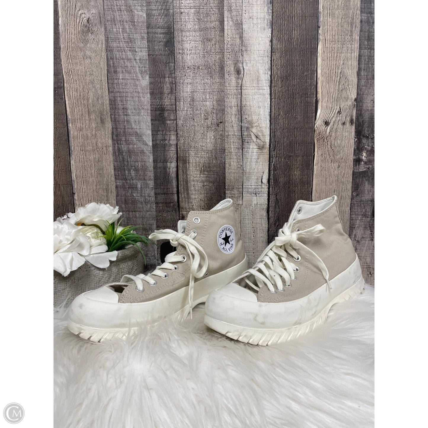 Shoes Sneakers By Converse In Beige, Size: 10.5