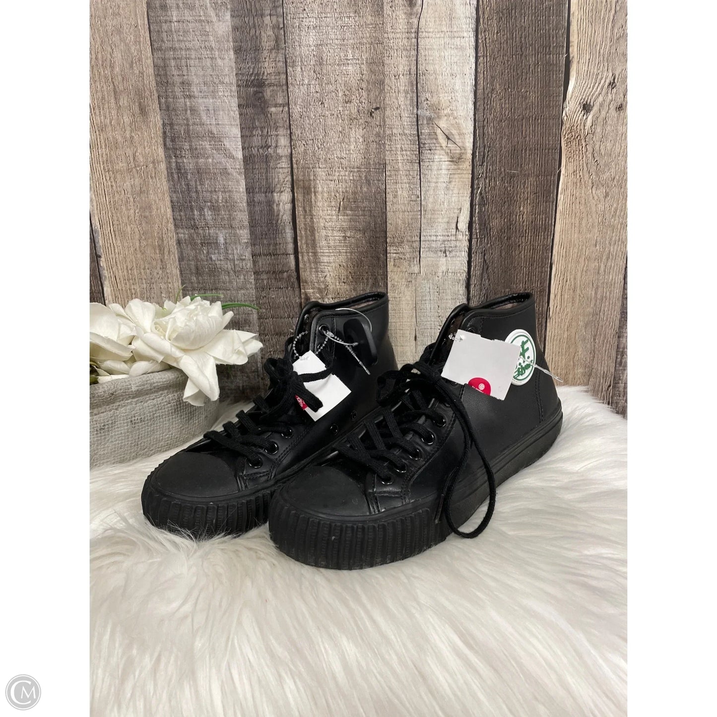 Shoes Sneakers By Cmc In Black, Size: 9.5