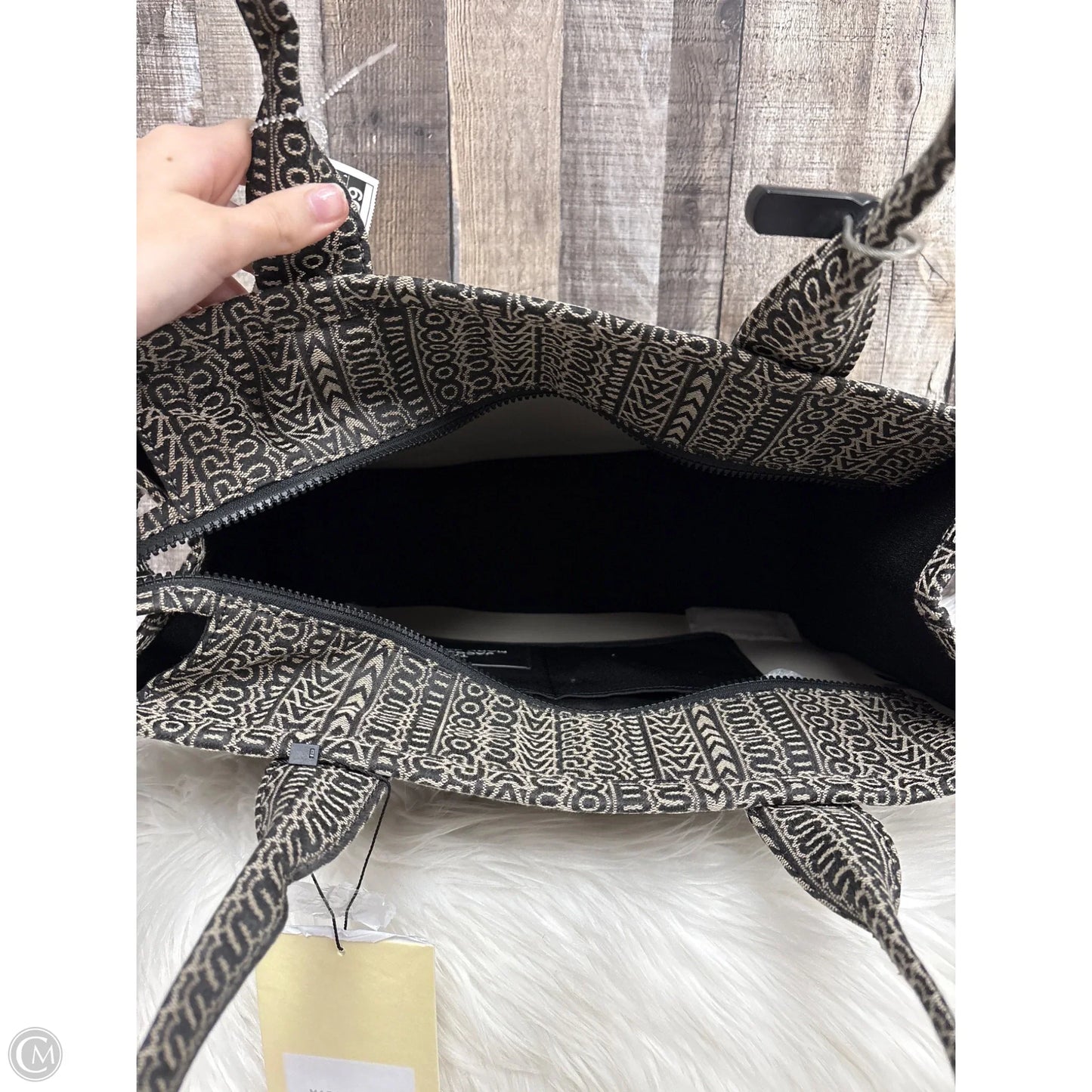 Tote Luxury Designer By Marc Jacobs, Size: Large