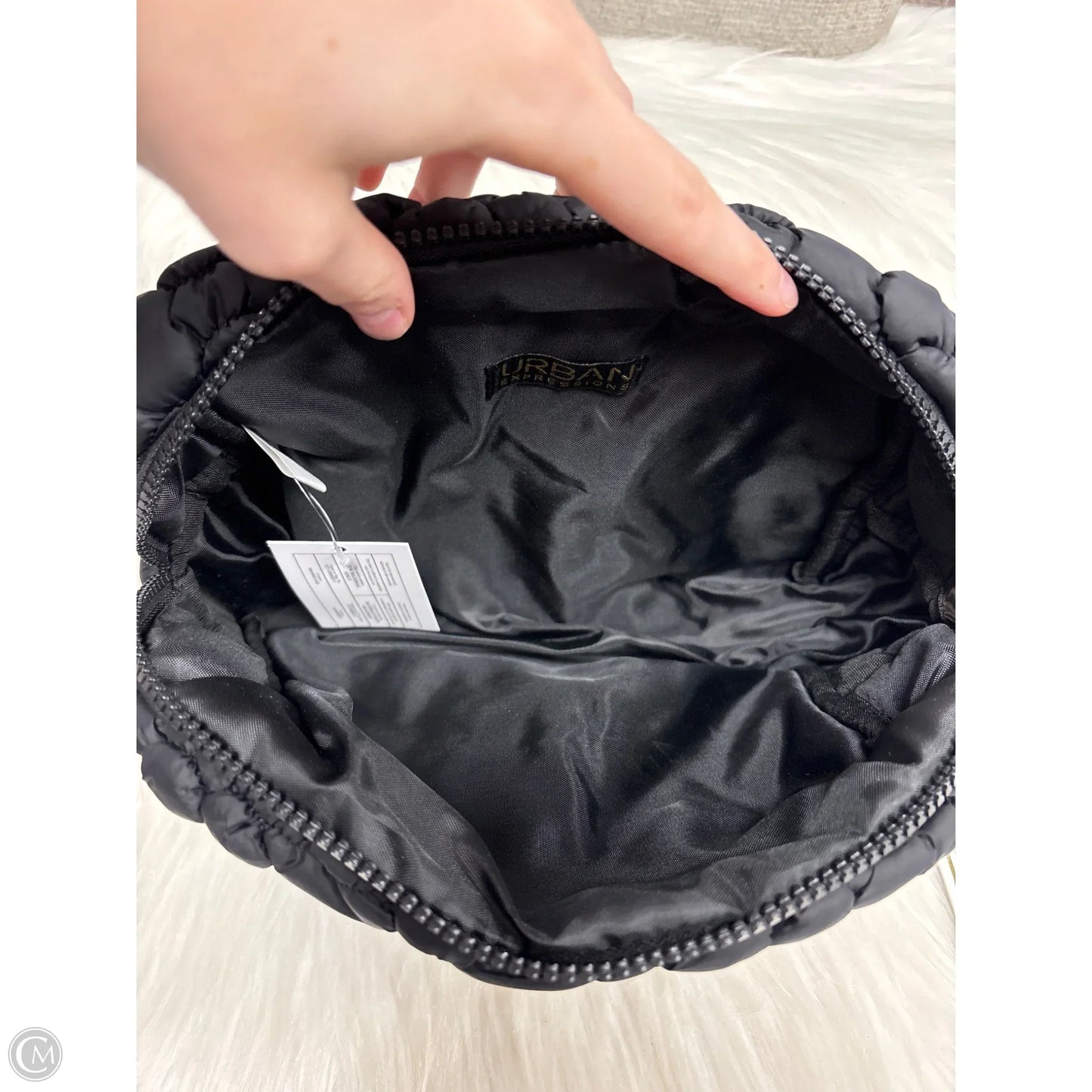 Makeup Bag By Urban Expressions, Size: Medium