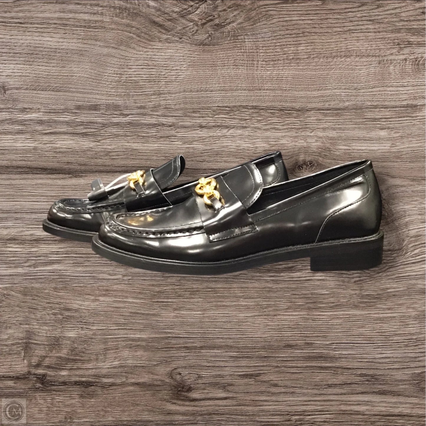 Shoes Flats By Steve Madden In Black & Gold, Size: 9.5