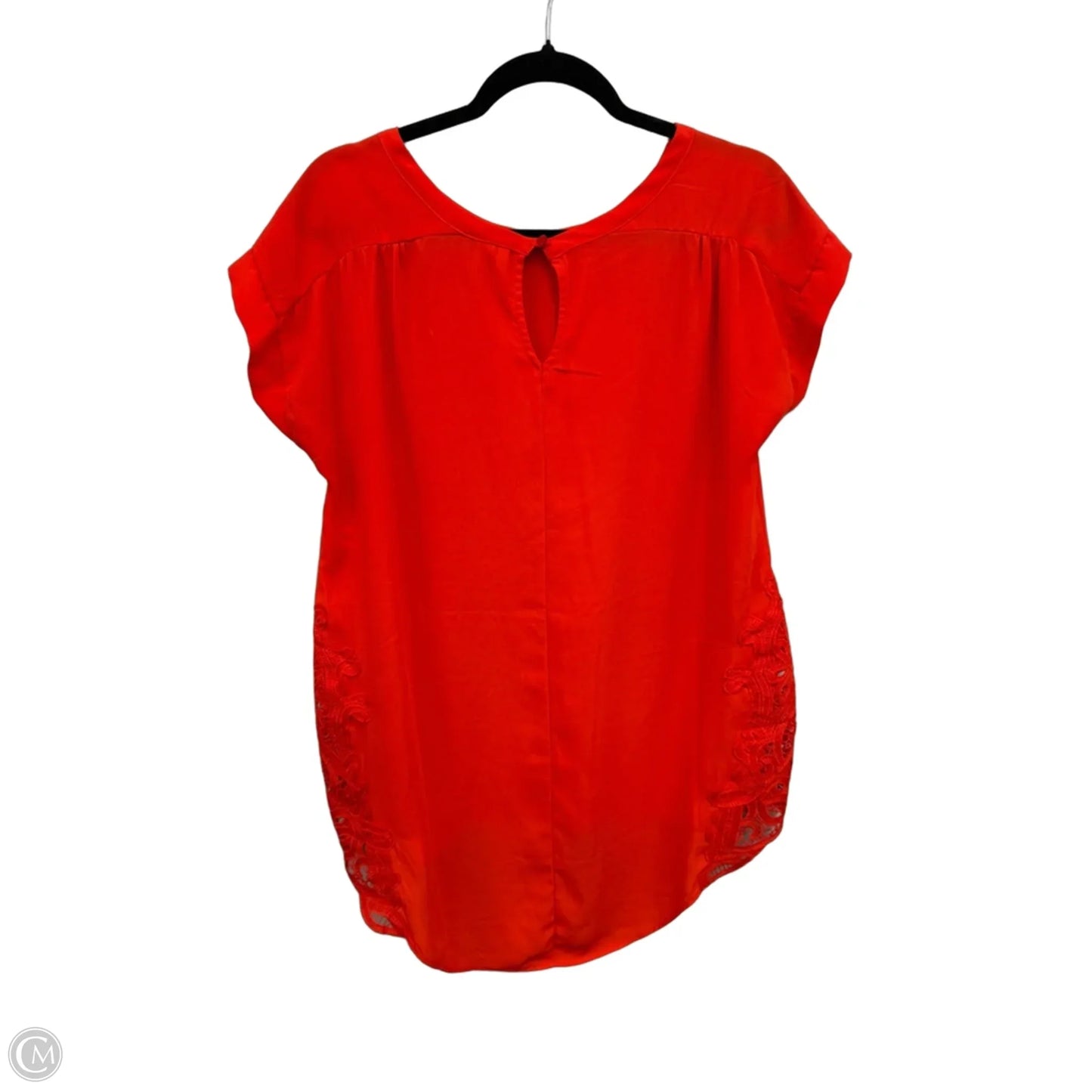Top Short Sleeve By Clothes Mentor In Red, Size: M