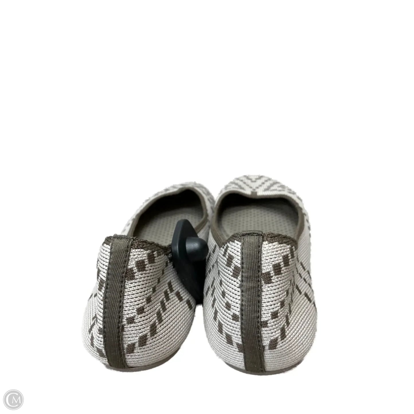 Shoes Flats By Skechers In Tan, Size: 6.5