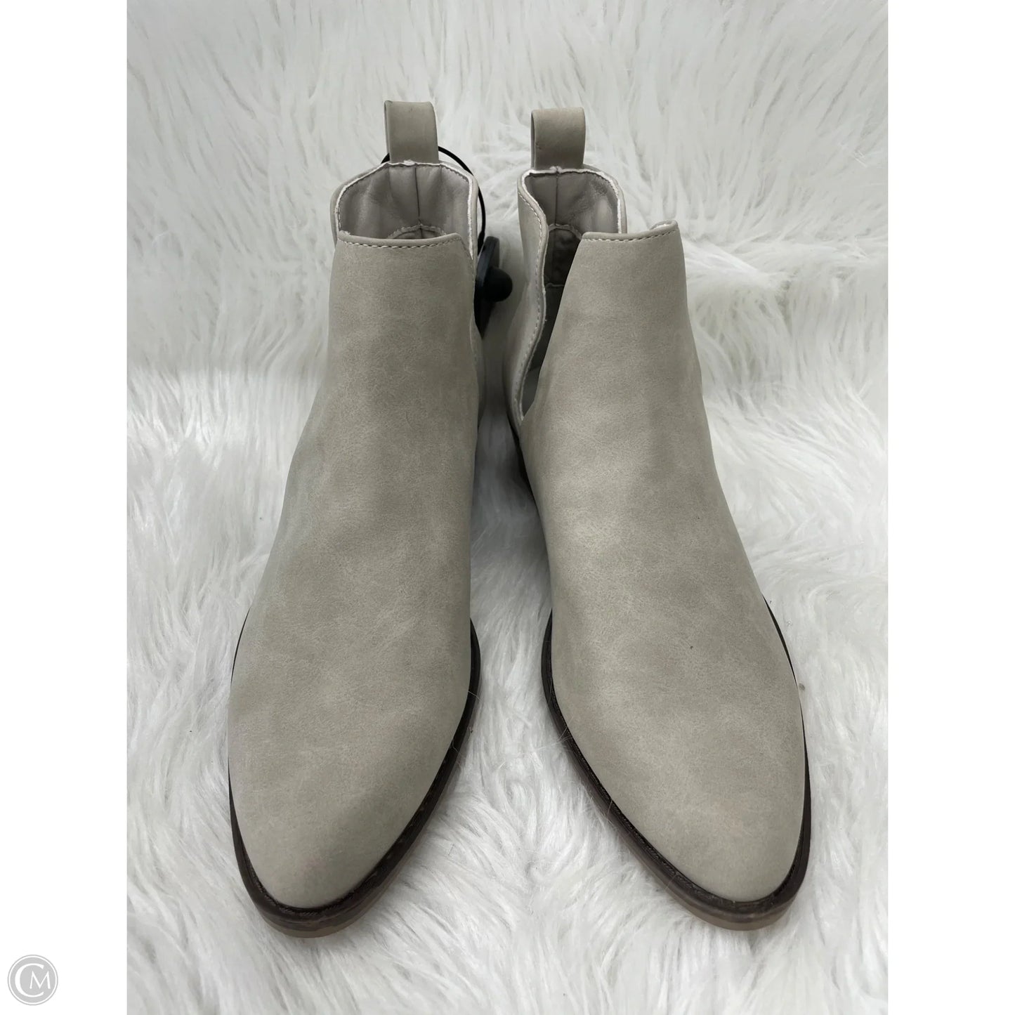 Boots Ankle Flats By Serra In Grey, Size: 7