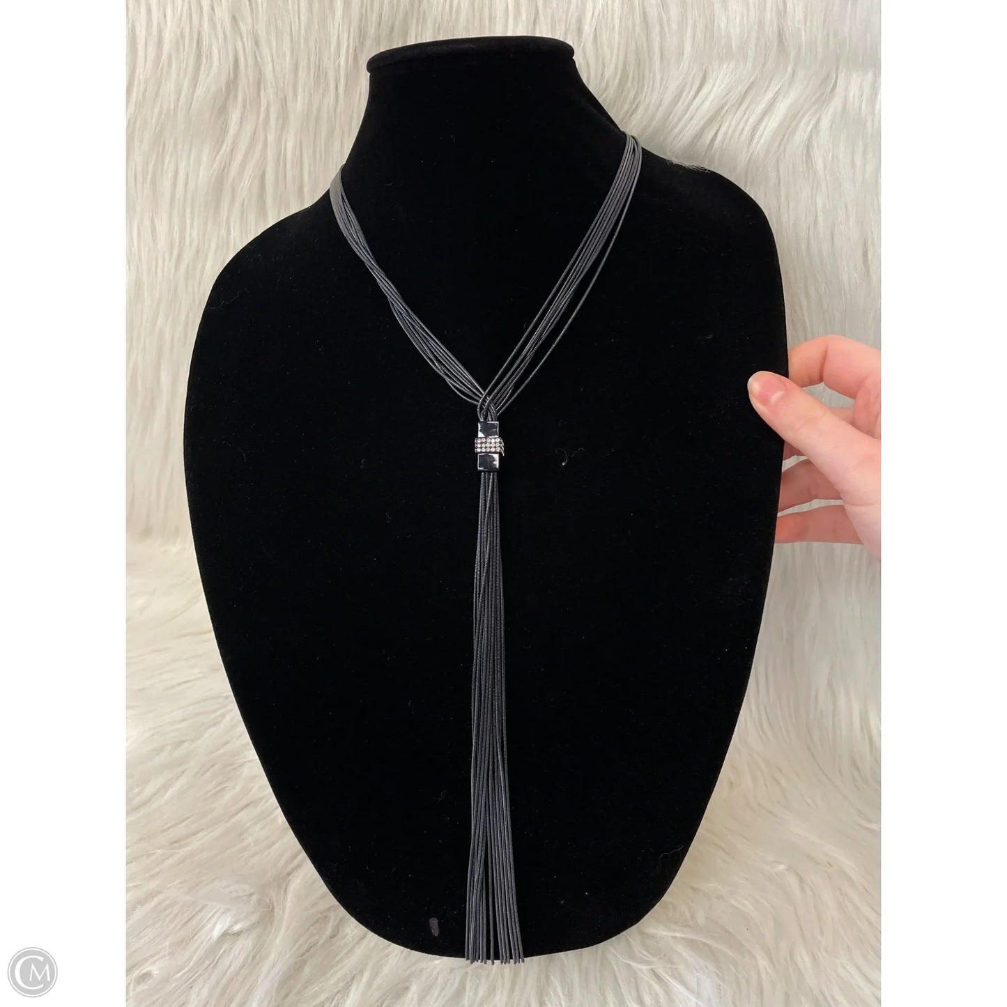 Necklace Lariat & Y-drop By White House Black Market