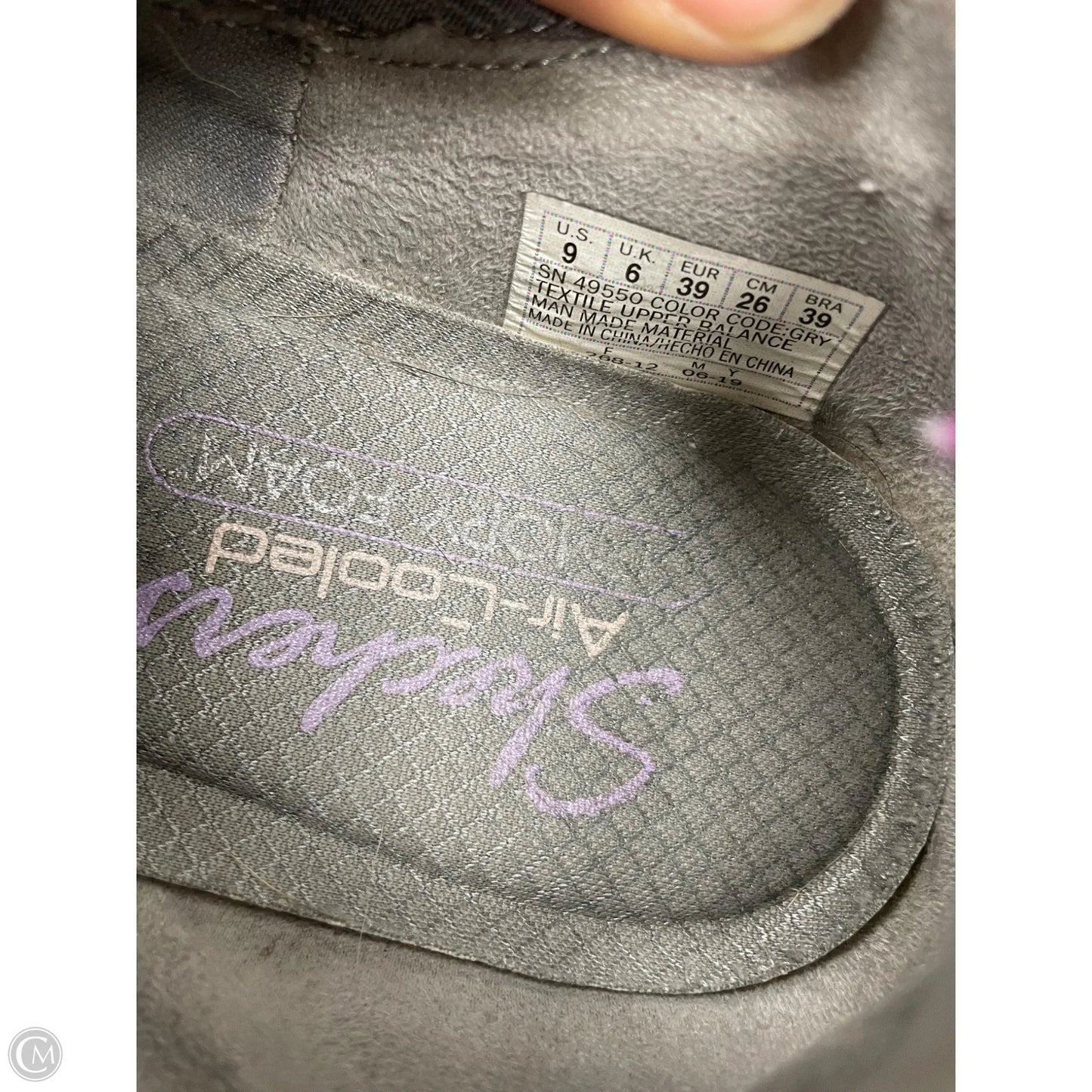 Shoes Sneakers By Skechers In Grey, Size: 9