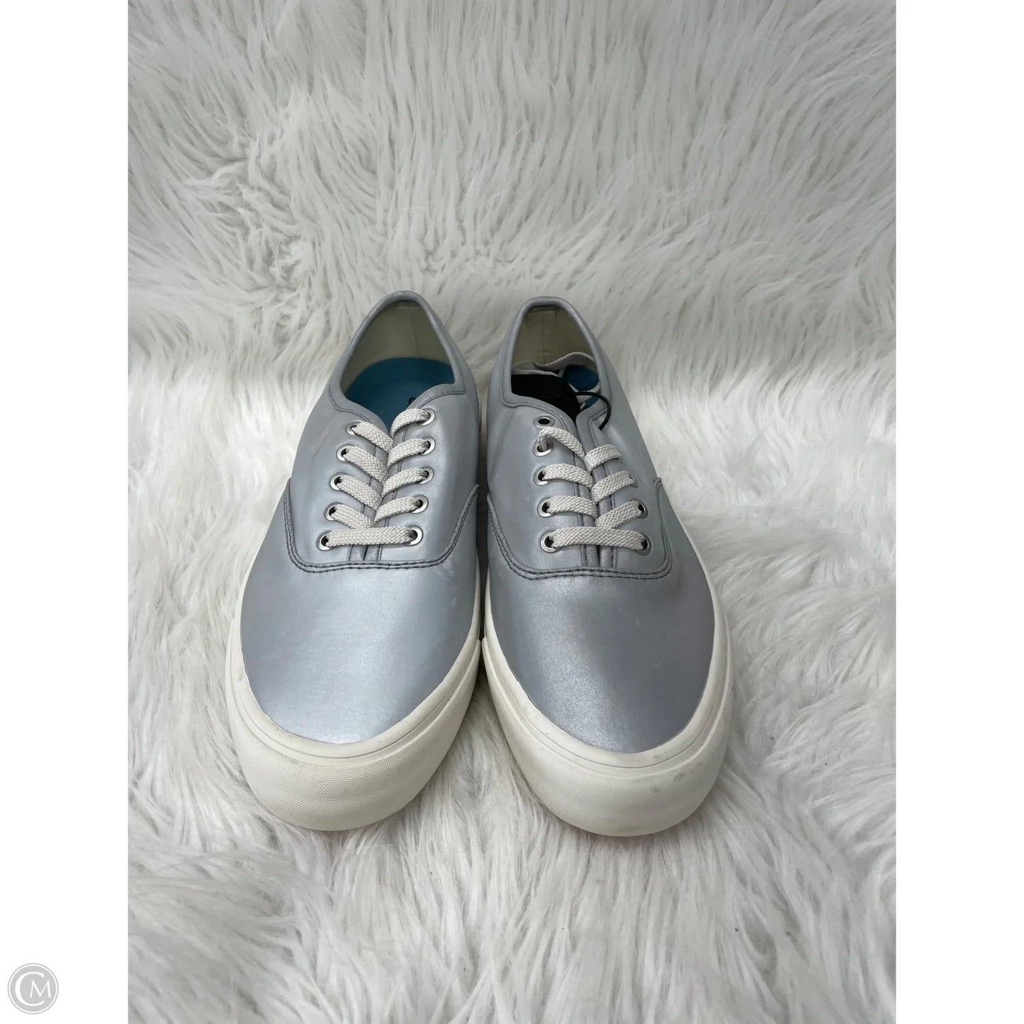 Shoes Sneakers By Cmc In Silver, Size: 9