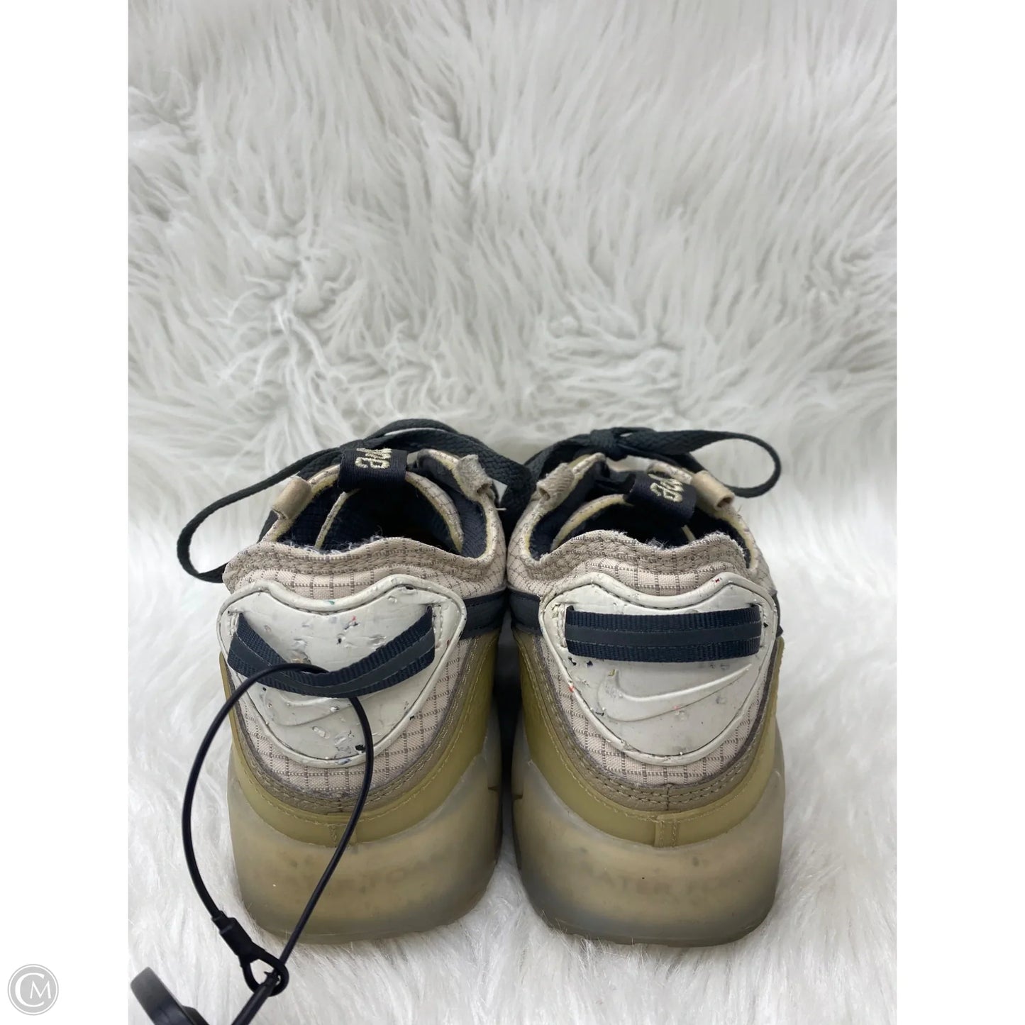 Shoes Sneakers By Nike In Tan, Size: 9.5