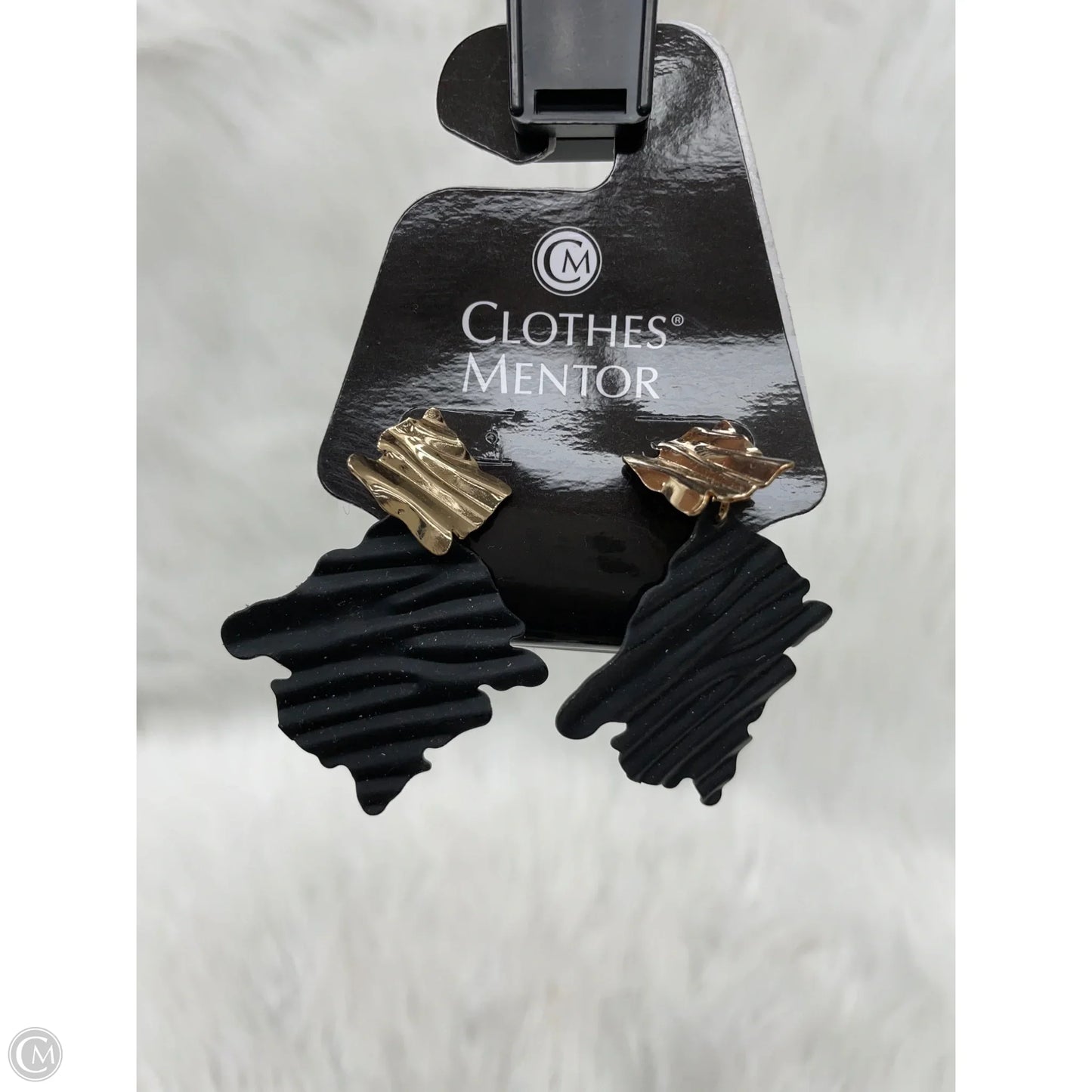 Earrings Dangle/drop By Clothes Mentor