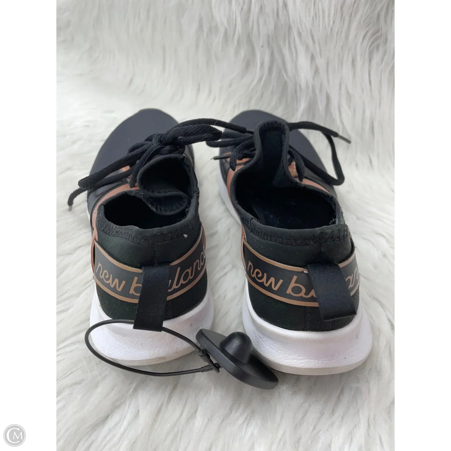 Shoes Athletic By New Balance In Black, Size: 7