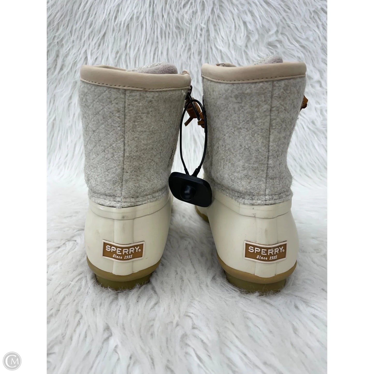 Boots Snow By Sperry In Cream & Grey, Size: 6