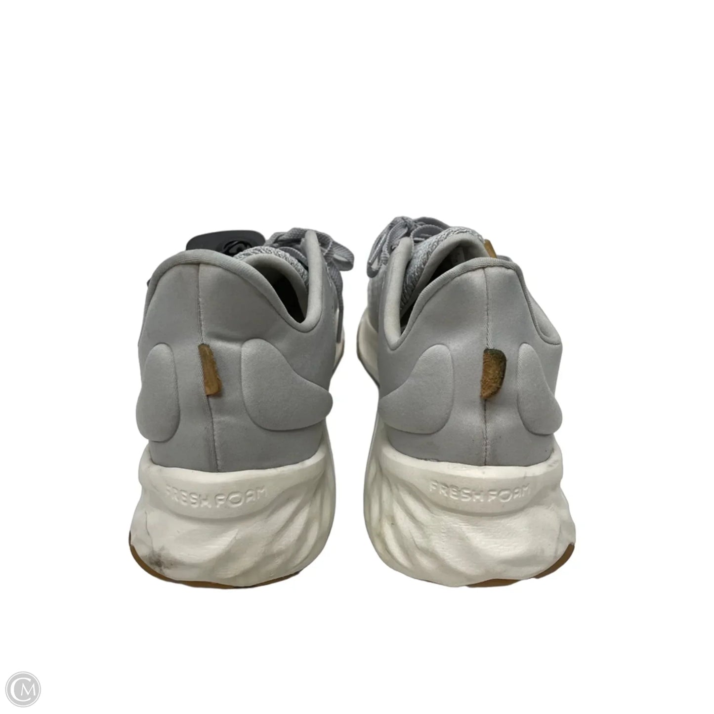 Shoes Athletic By New Balance In Grey & White, Size: 10
