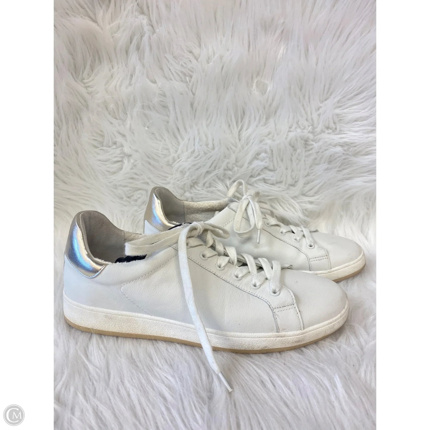 Shoes Sneakers By Chicos In White, Size: 9
