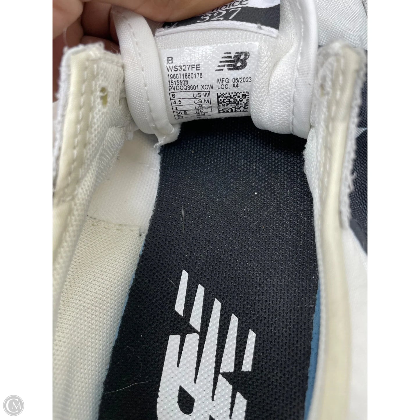 Shoes Athletic By New Balance In Grey & White, Size: 6