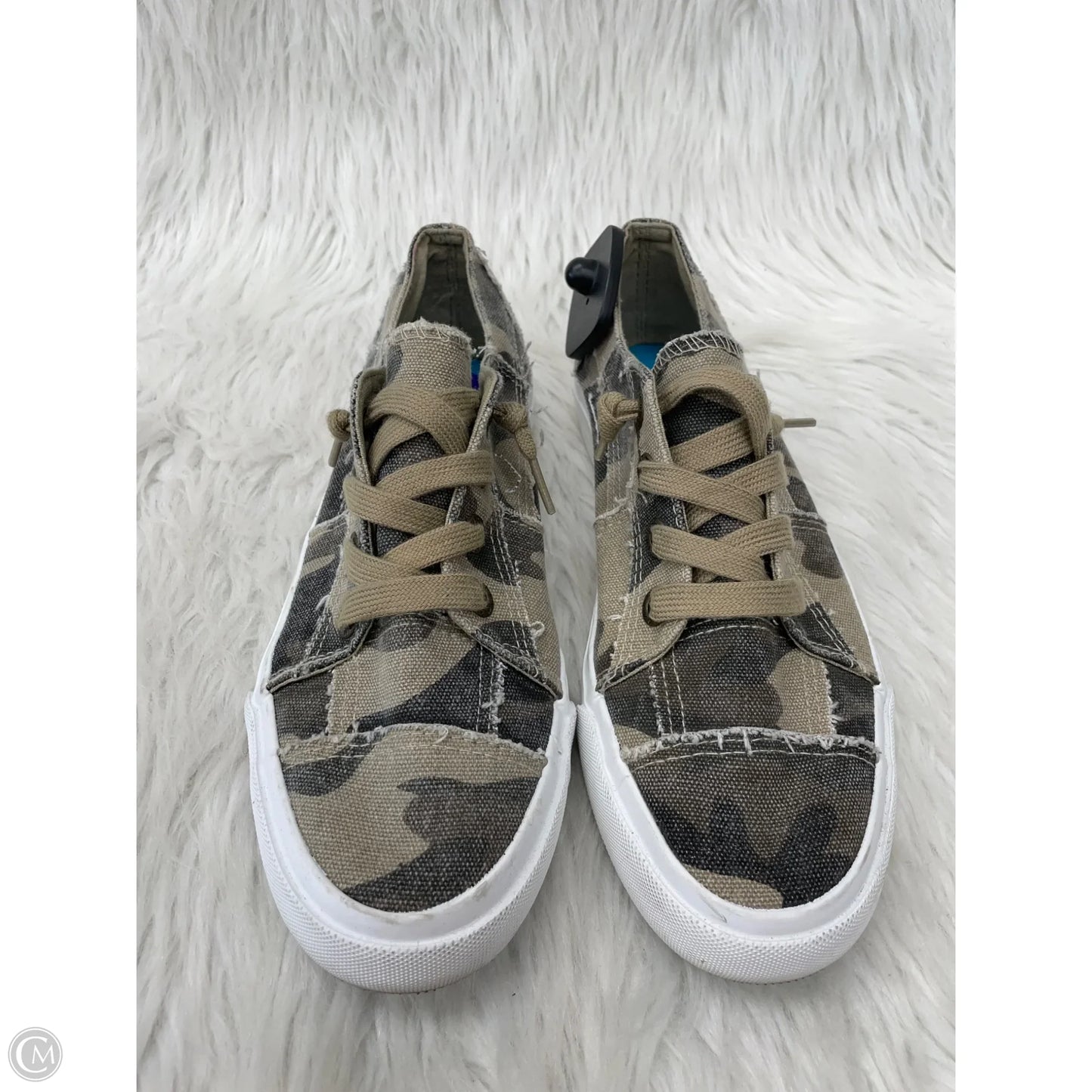 Shoes Flats By Blowfish In Camouflage Print, Size: 8.5