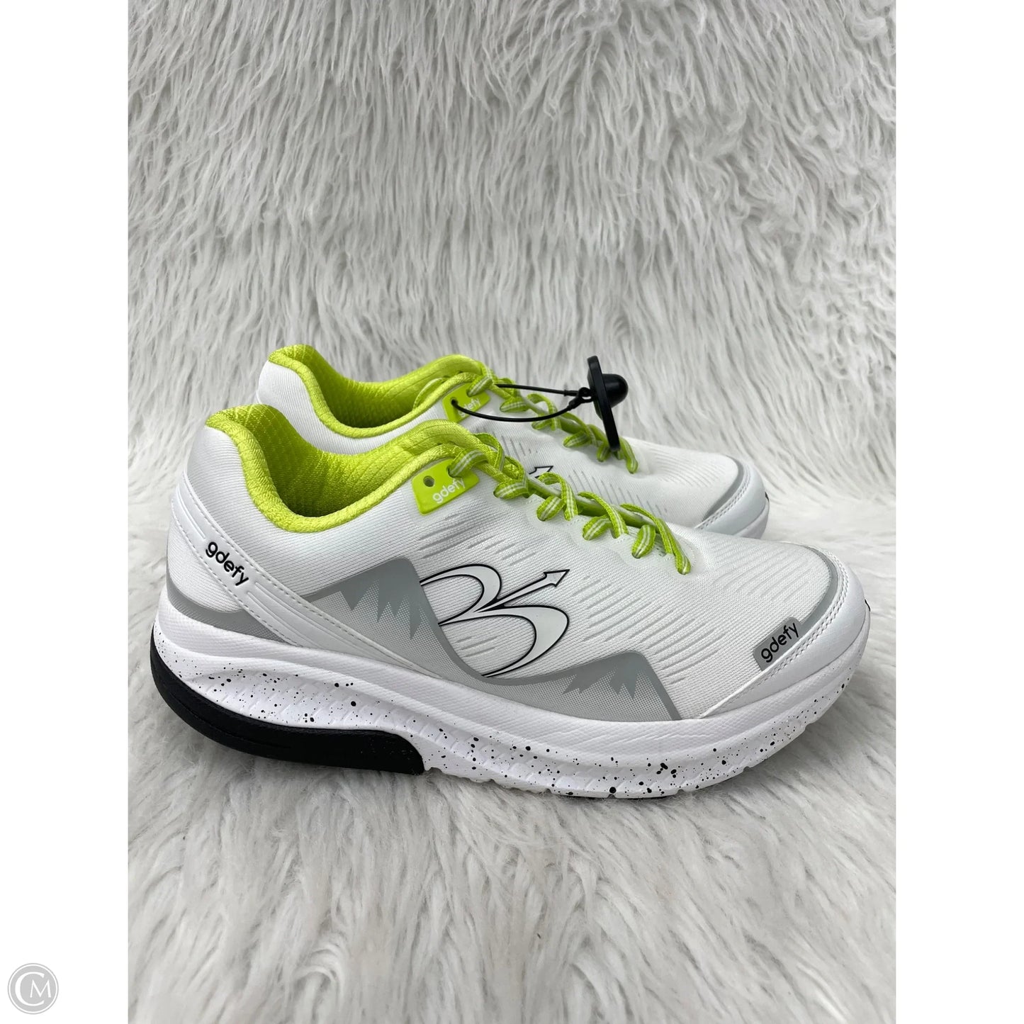 Shoes Athletic By Cmb In Multi-colored, Size: 8.5