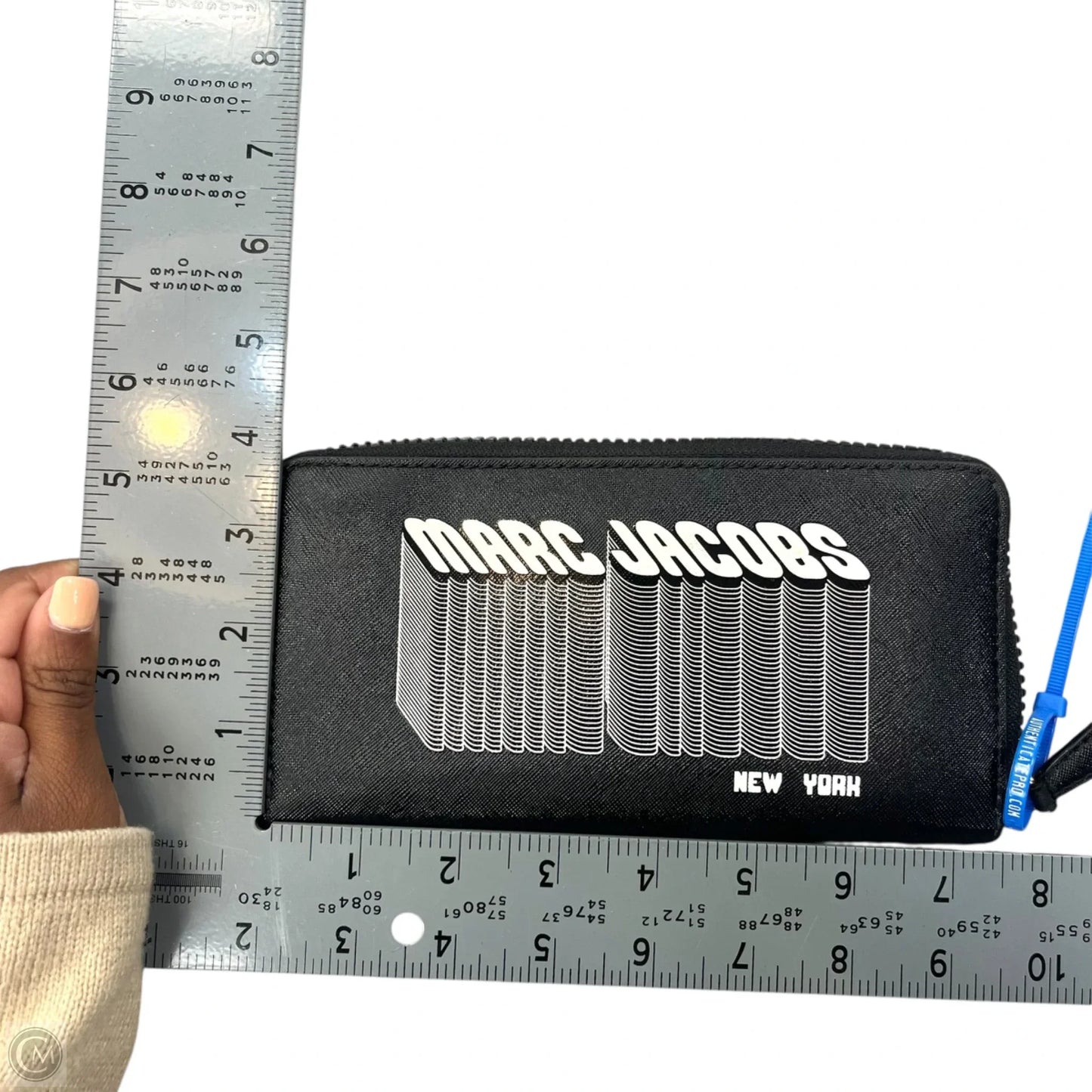 Wallet Luxury Designer By Marc Jacobs, Size: Medium