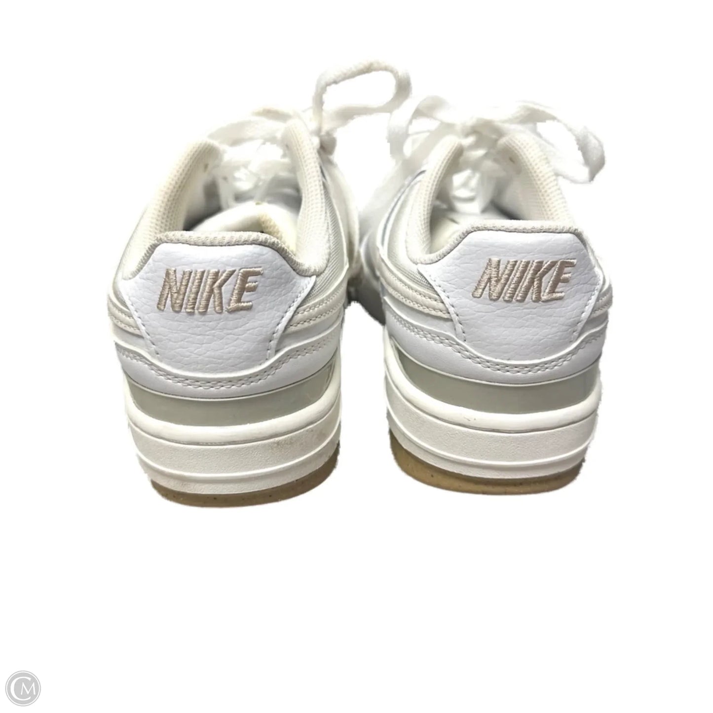 Shoes Sneakers By Nike In Cream & White, Size: 7.5