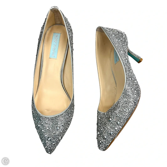 Shoes Heels Kitten By Betsey Johnson In Silver, Size: 9