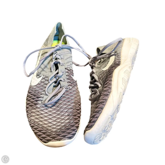 Shoes Sneakers By Nike In Grey, Size: 9.5