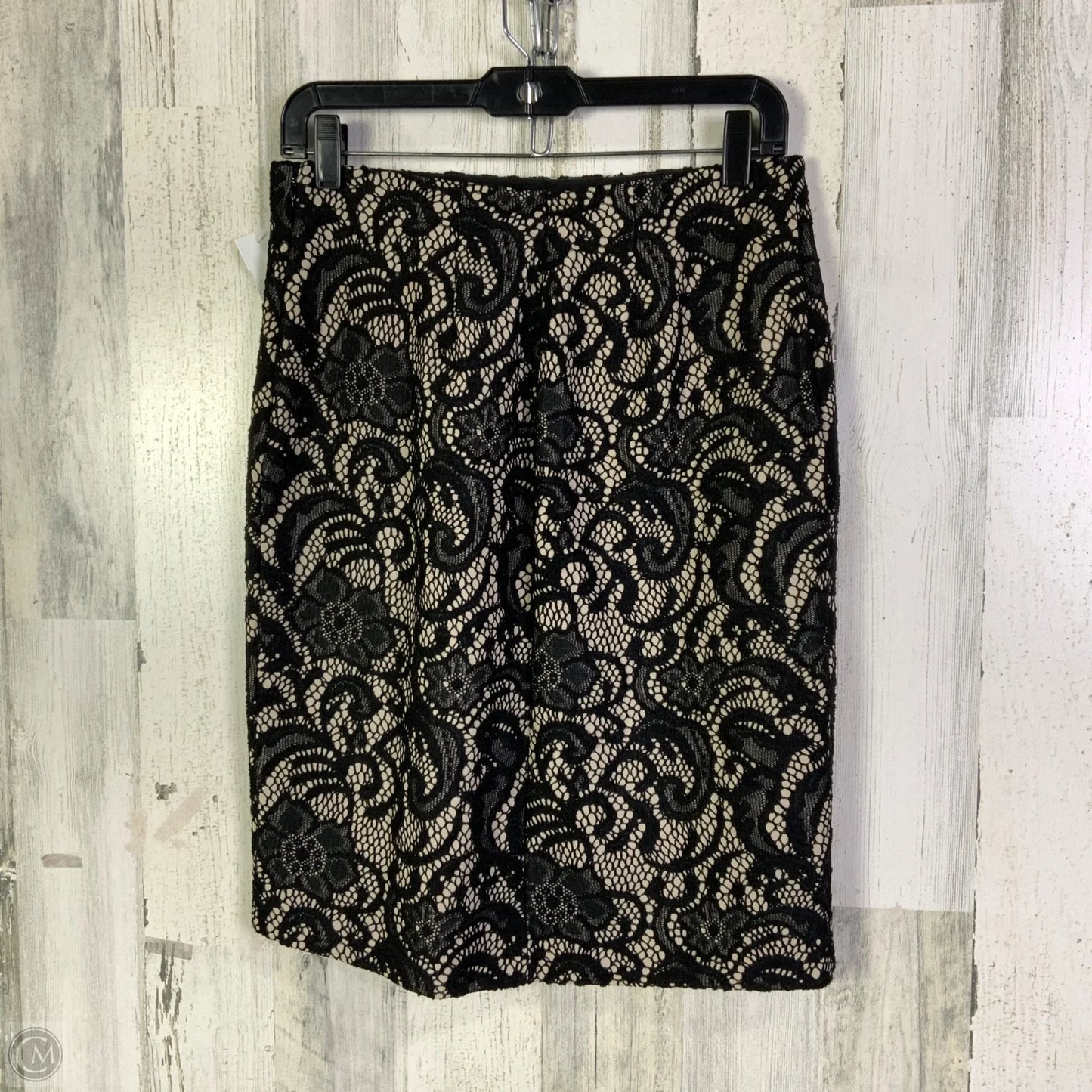Skirt Mini & Short By Ann Taylor In Black & Cream, Size: 8