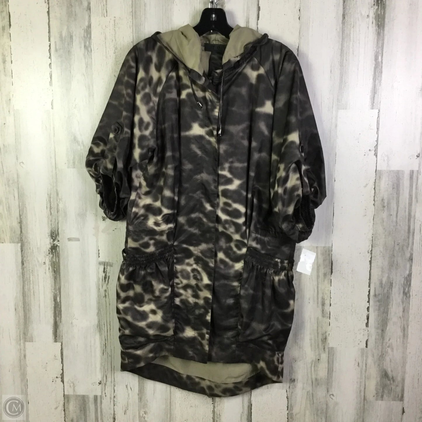 Coat Raincoat By Clothes Mentor In Grey, Size: M