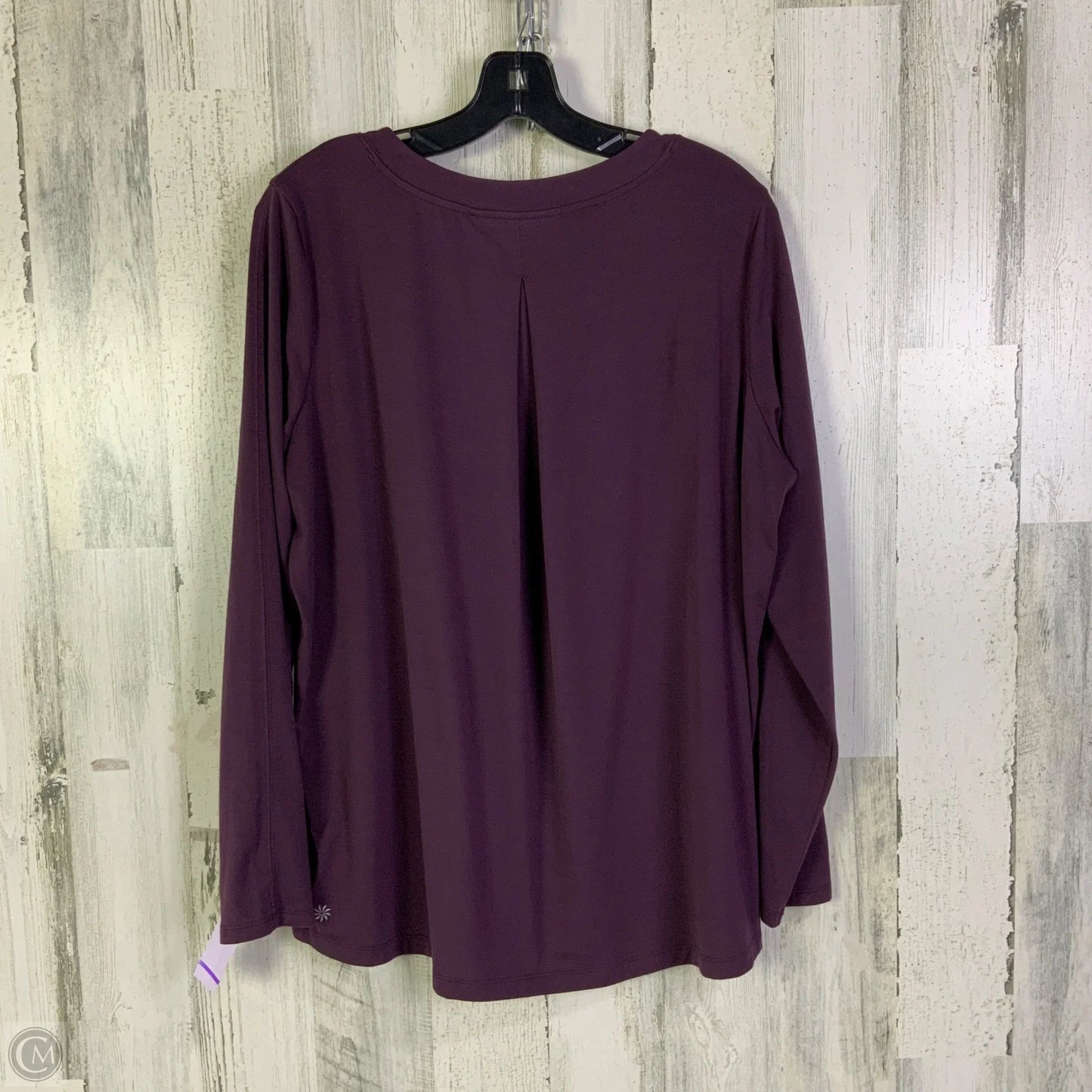 Athletic Top Long Sleeve Crewneck By Athleta In Purple, Size: M