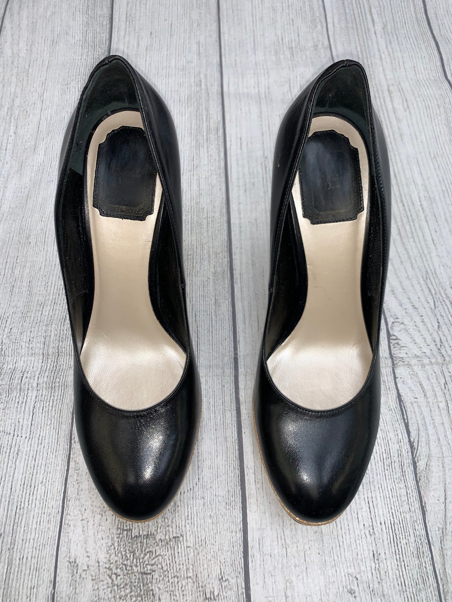 Shoes Designer By Dior Size: 9