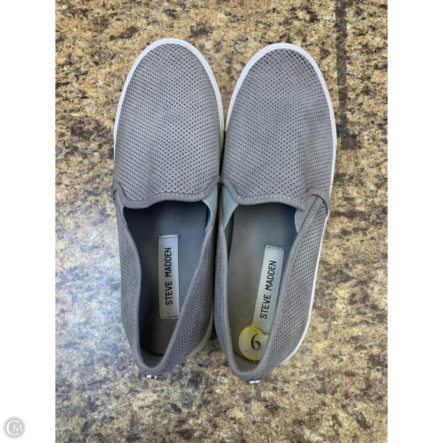 Shoes Flats By Steve Madden In Grey, Size: 9
