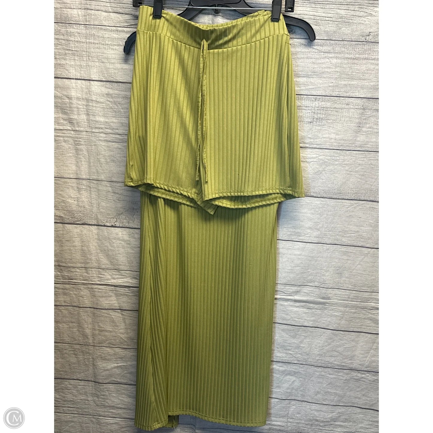 Shorts Set By Clothes Mentor In Green, Size: 2x