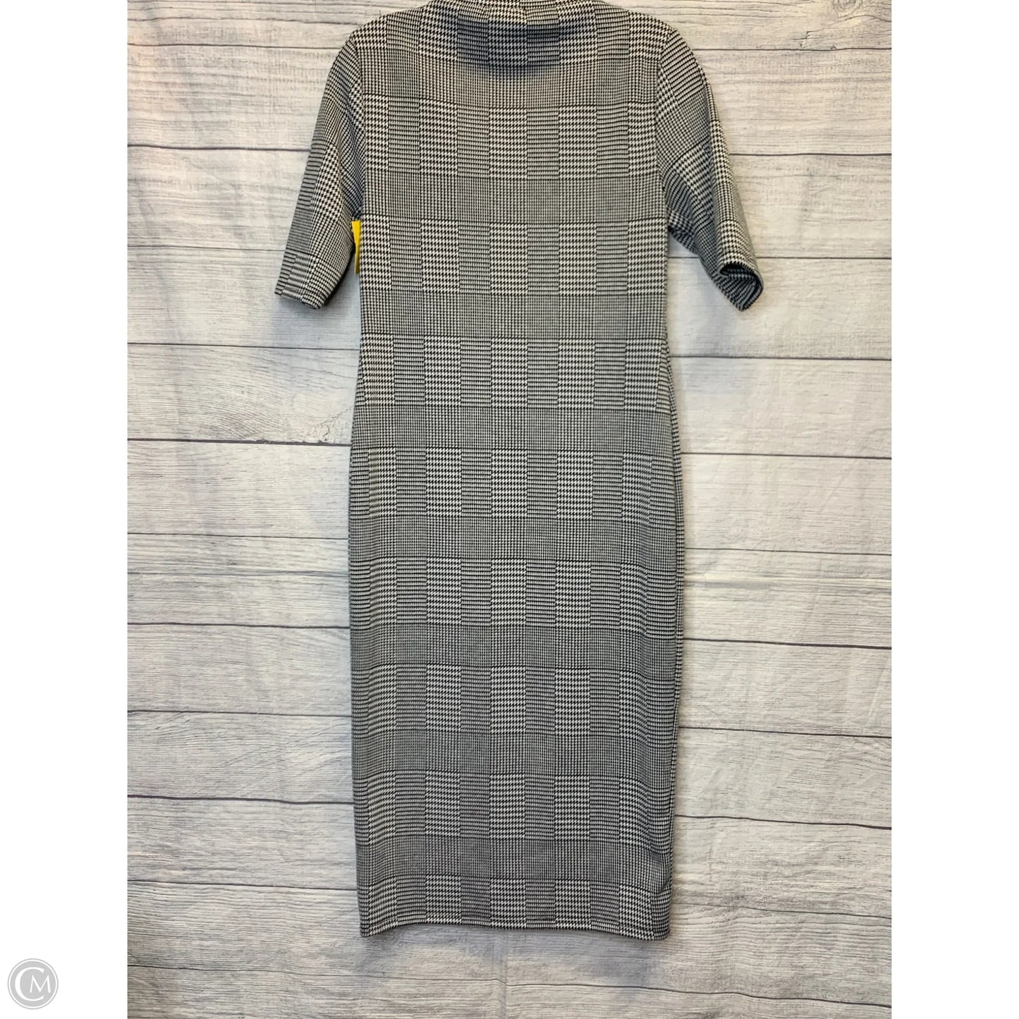 Dress Casual Maxi By Cmf In Plaid Pattern, Size: L