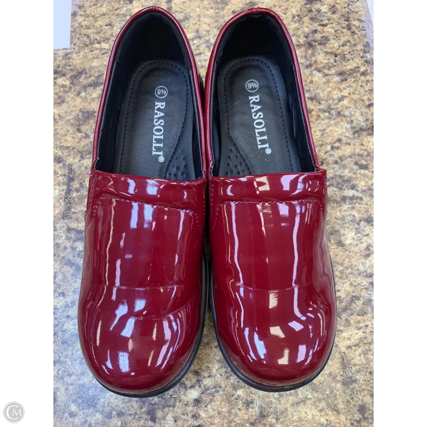 Shoes Flats By Cmf In Maroon, Size: 9.5