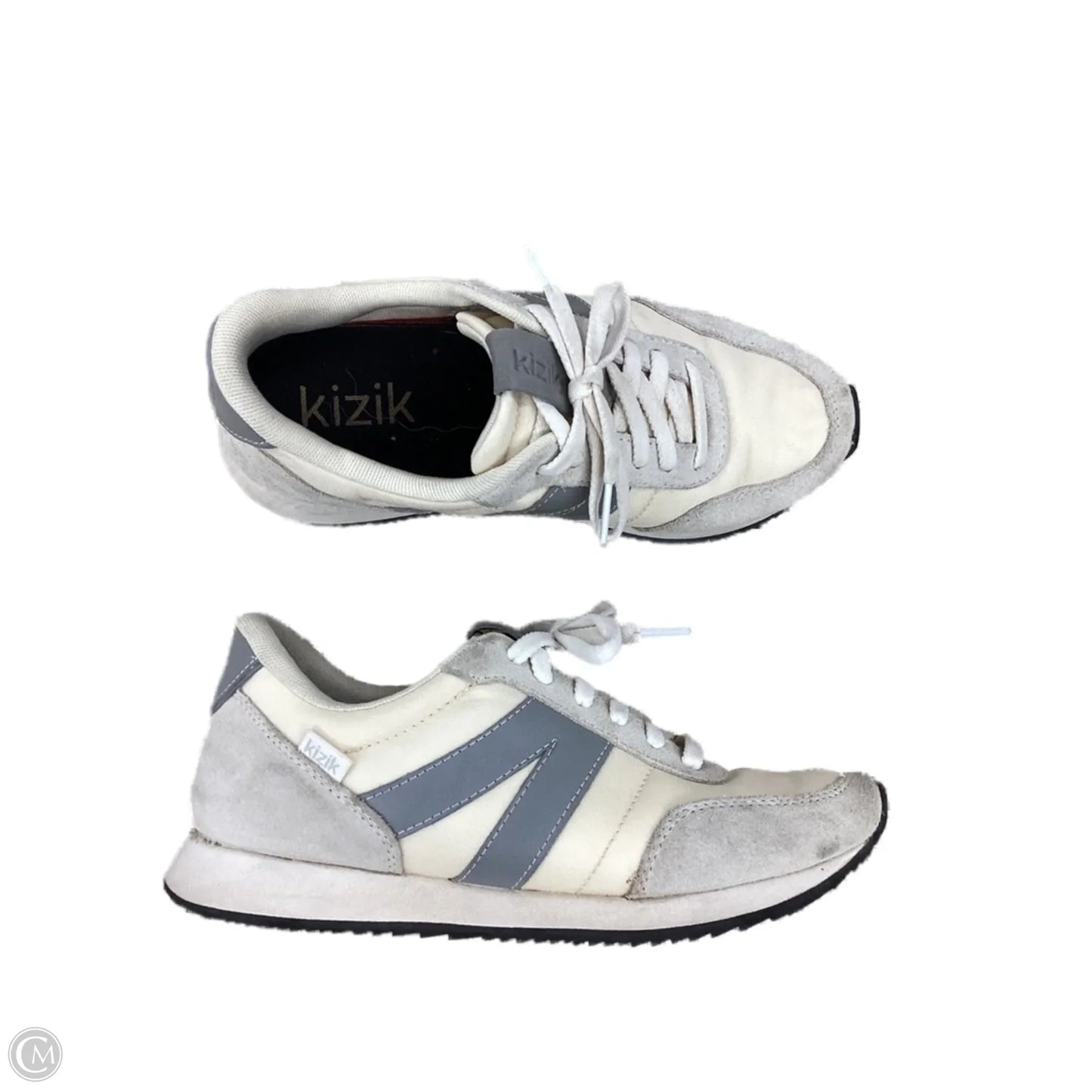 Shoes Sneakers By Clothes Mentor In Cream & Grey, Size: 7.5