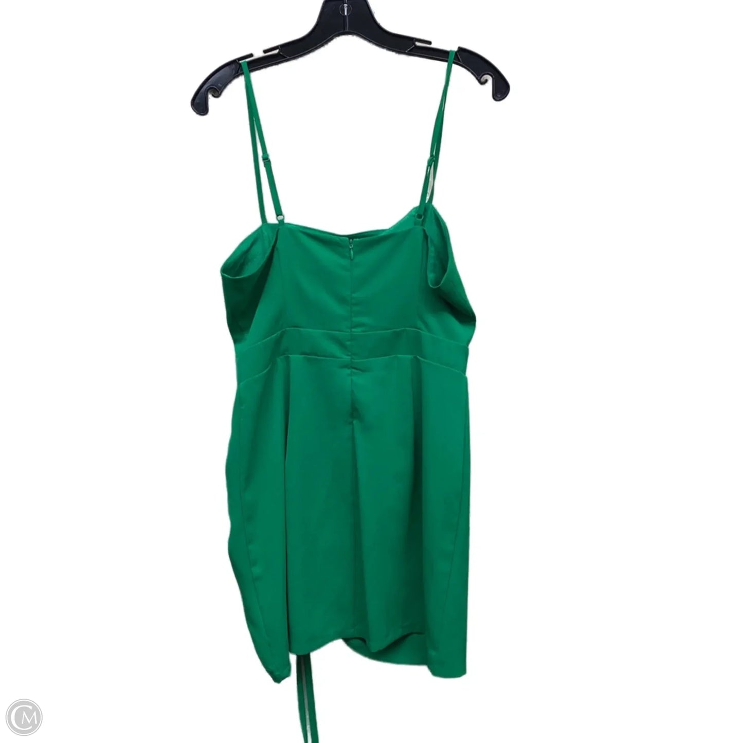 Dress Casual Short By Clothes Mentor In Green, Size: M