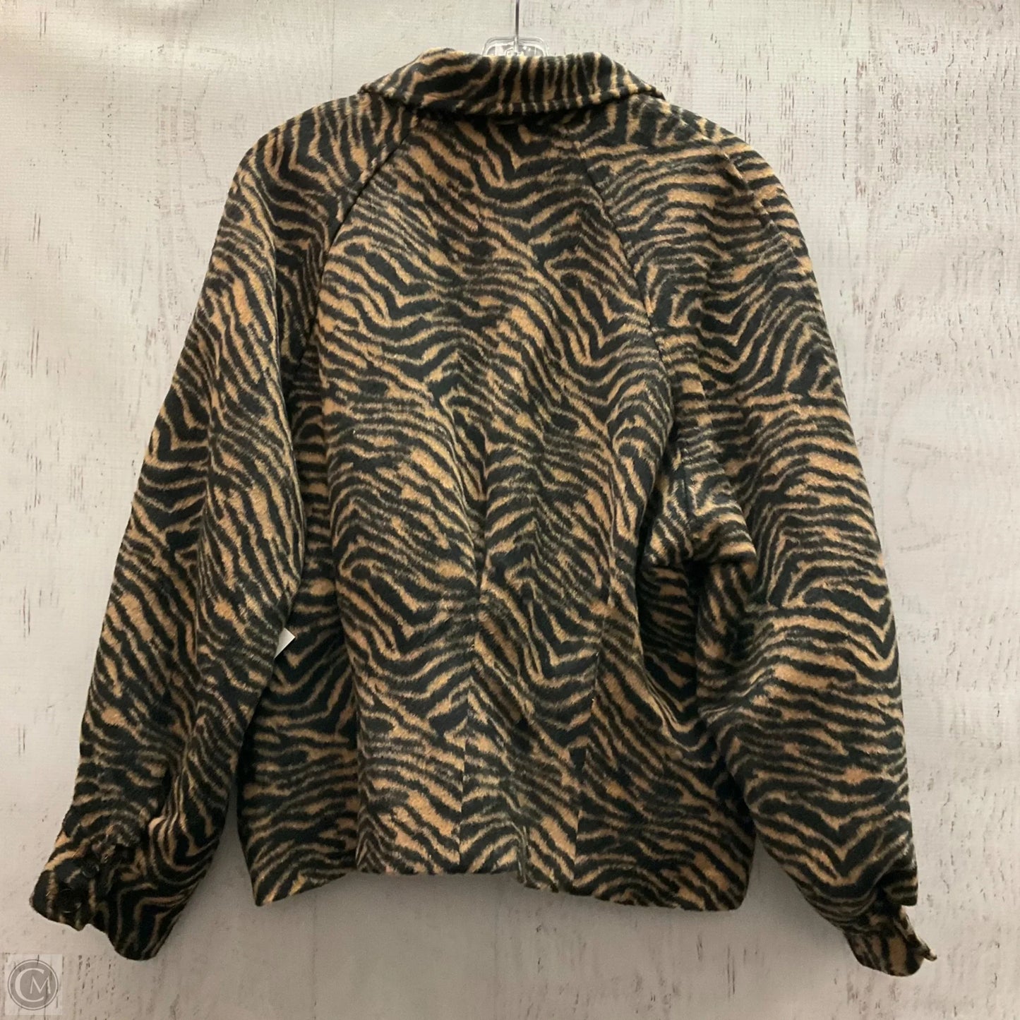 Jacket Faux Fur & Sherpa By Clothes Mentor In Animal Print, Size: M
