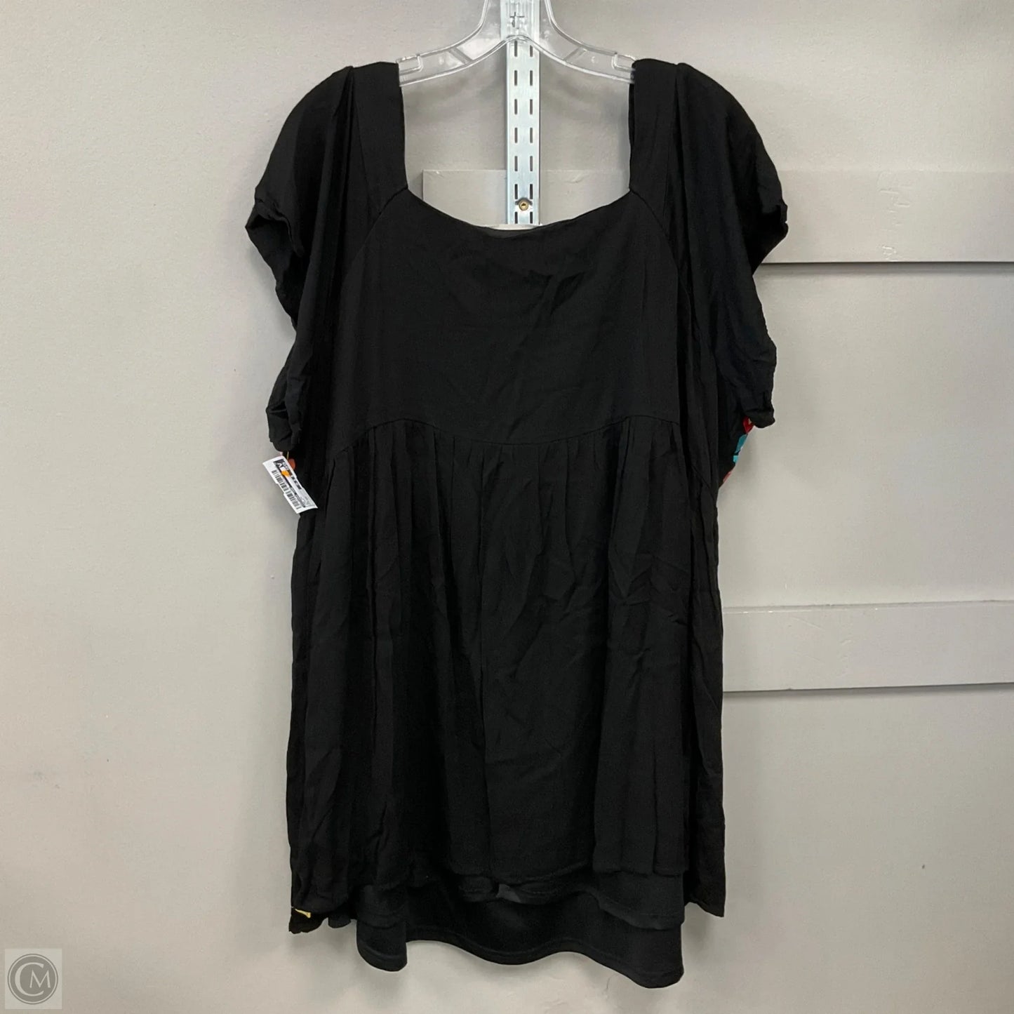 Top Short Sleeve By Savanna Jane In Black, Size: 2x