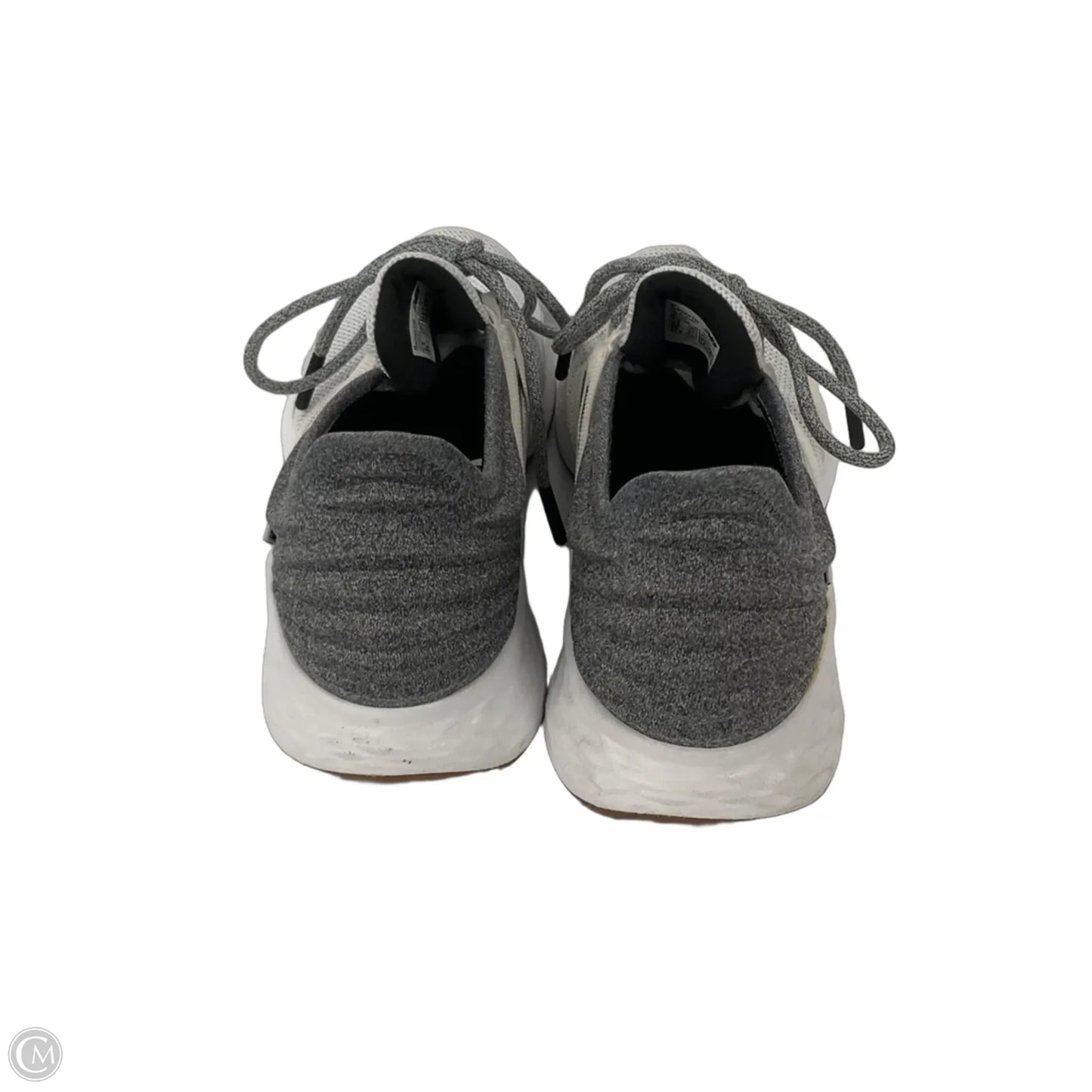 Shoes Athletic By New Balance In Grey & White, Size: 7.5