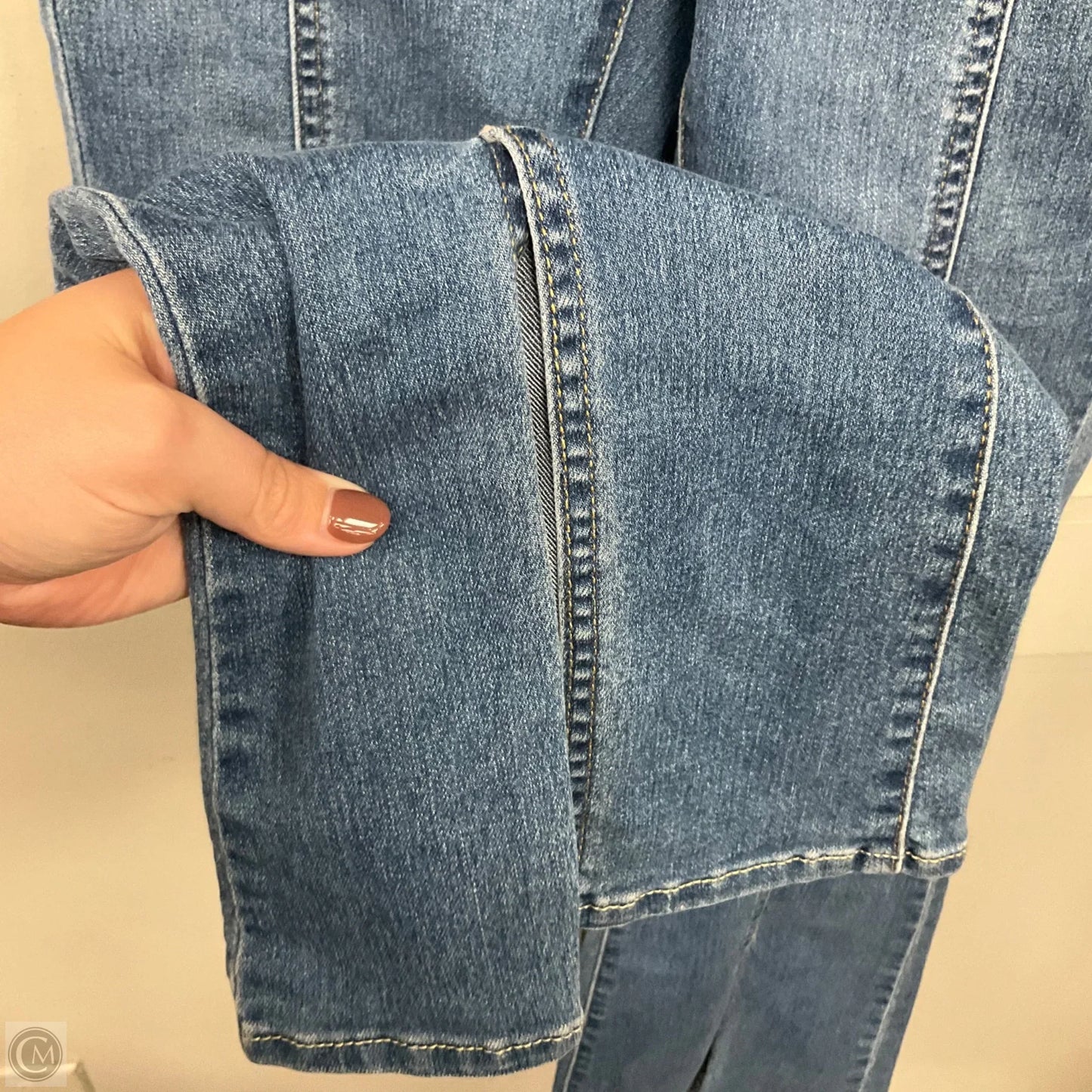 Jeans Flared By Levis In Blue Denim, Size: 2