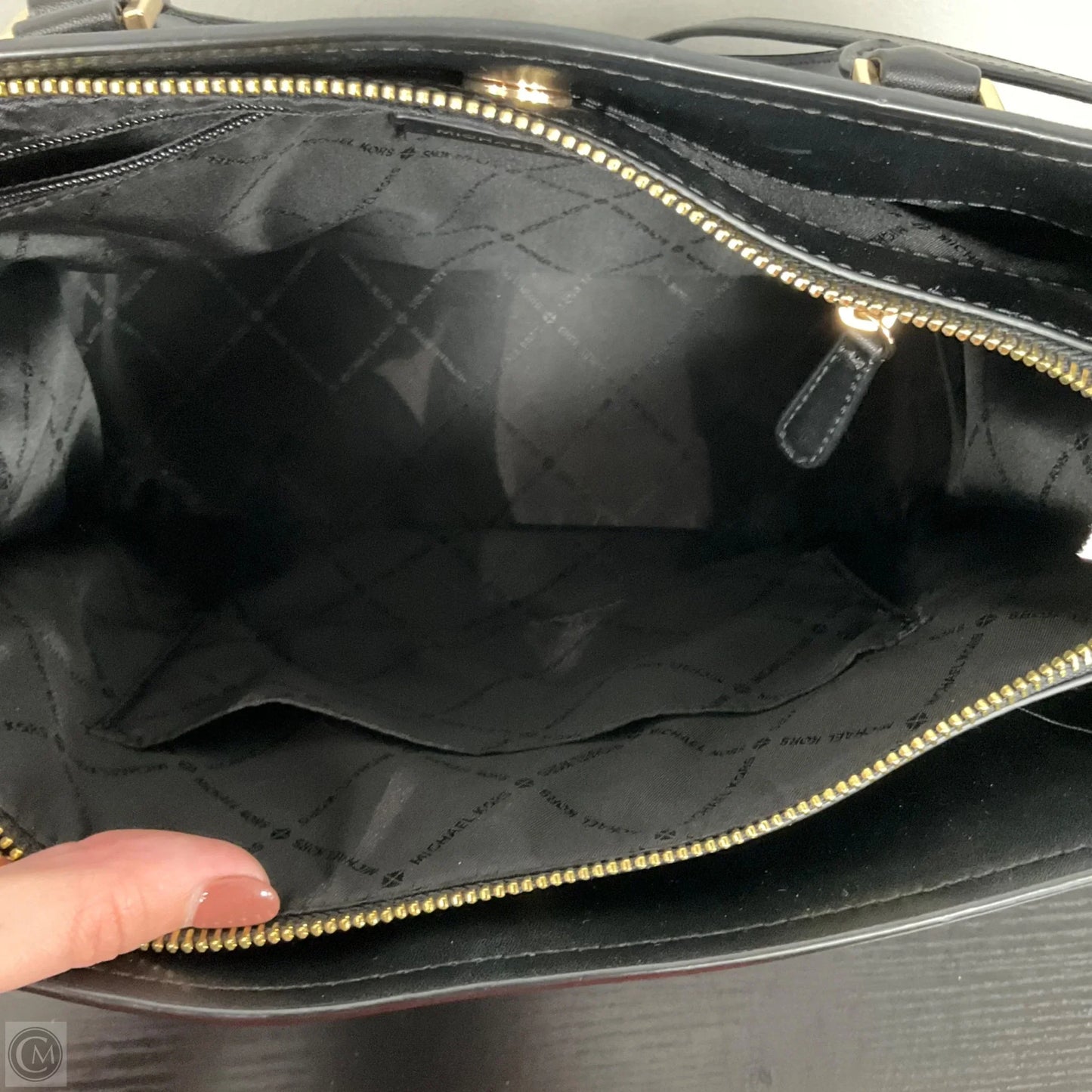 Handbag Designer By Michael Kors, Size: Medium