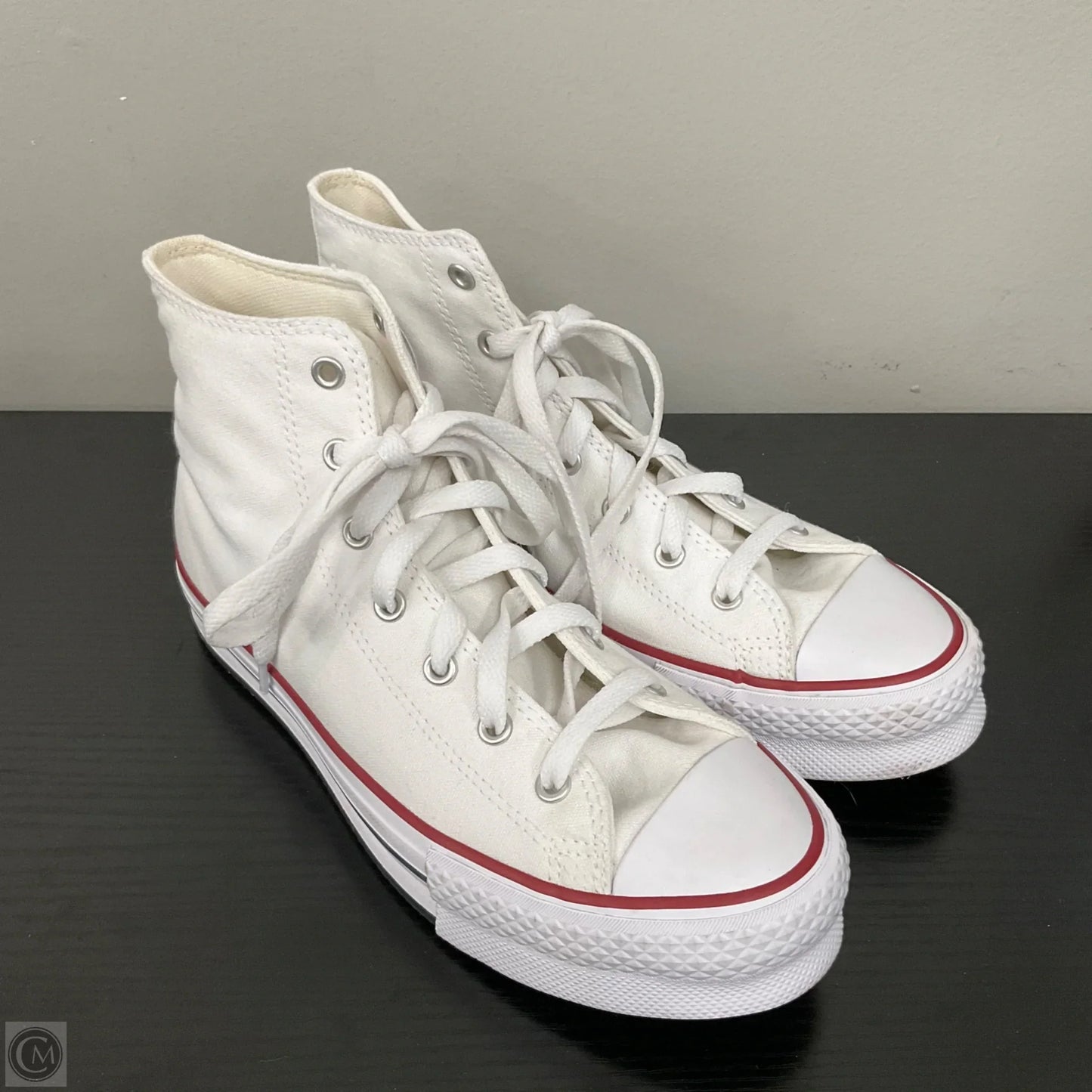 Shoes Sneakers By Converse In White, Size: 6