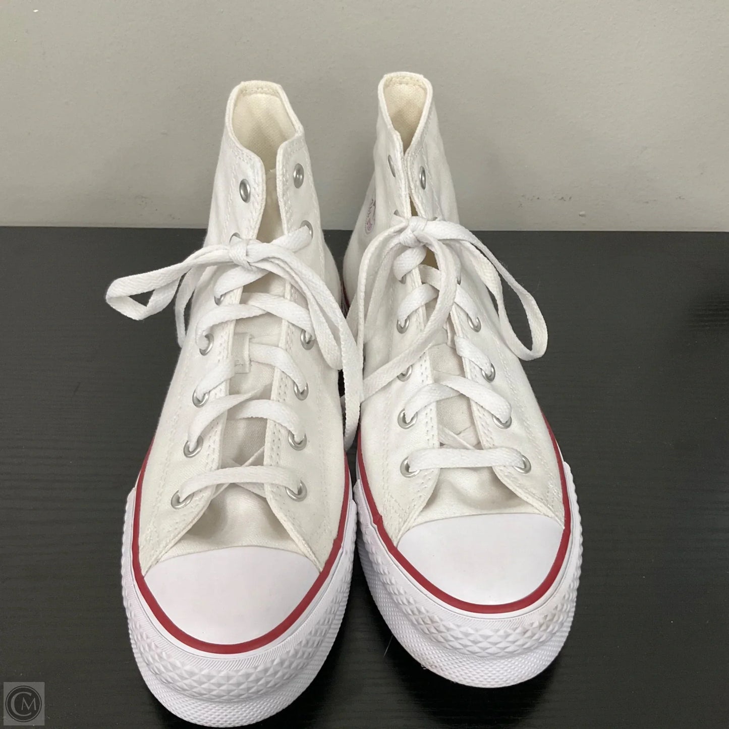 Shoes Sneakers By Converse In White, Size: 6