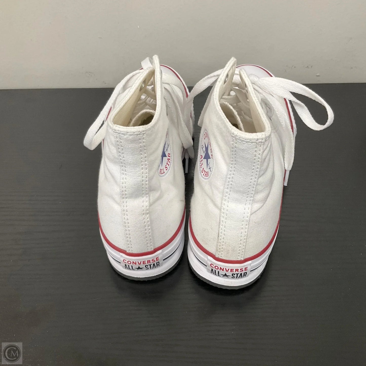 Shoes Sneakers By Converse In White, Size: 6
