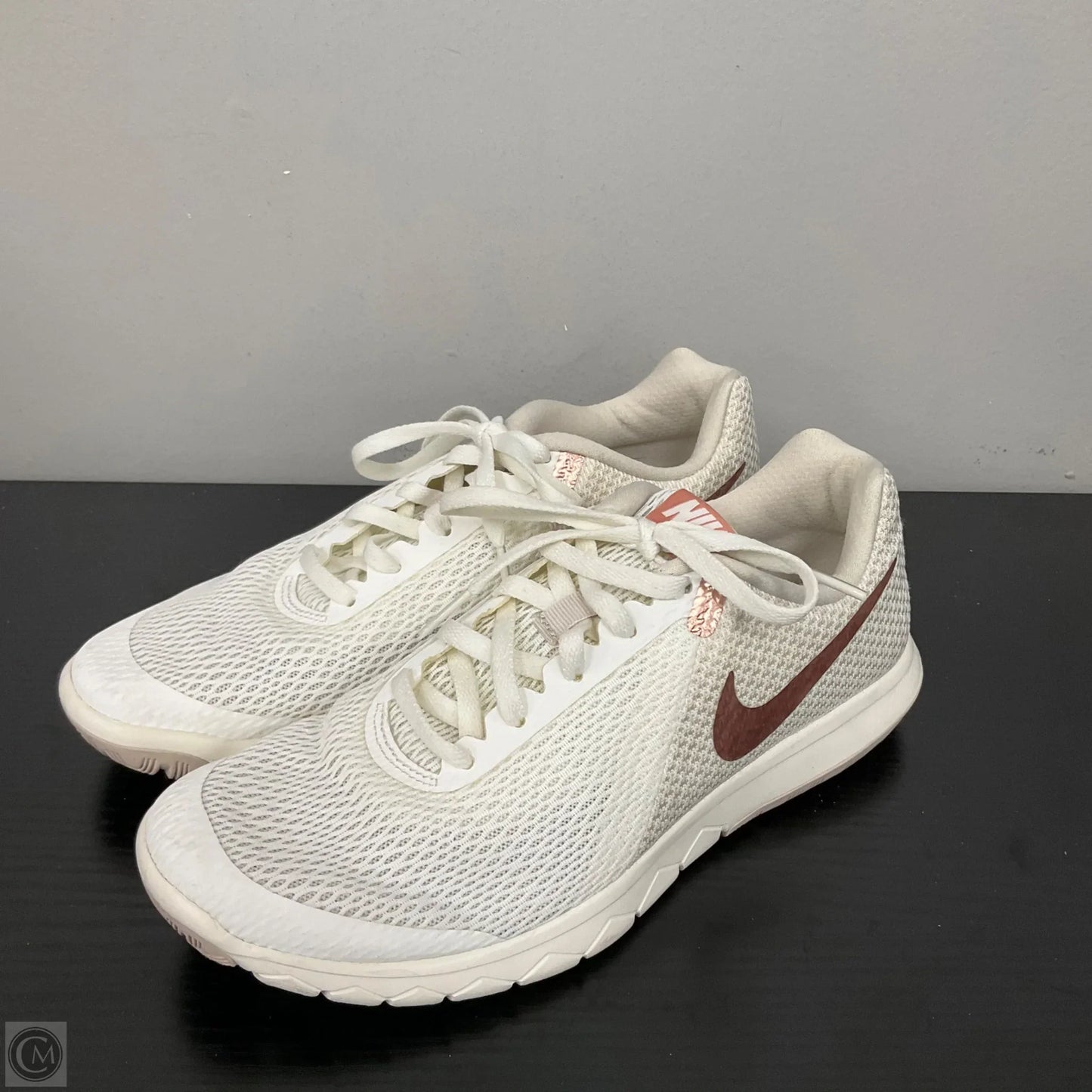 Shoes Athletic By Nike In White, Size: 8