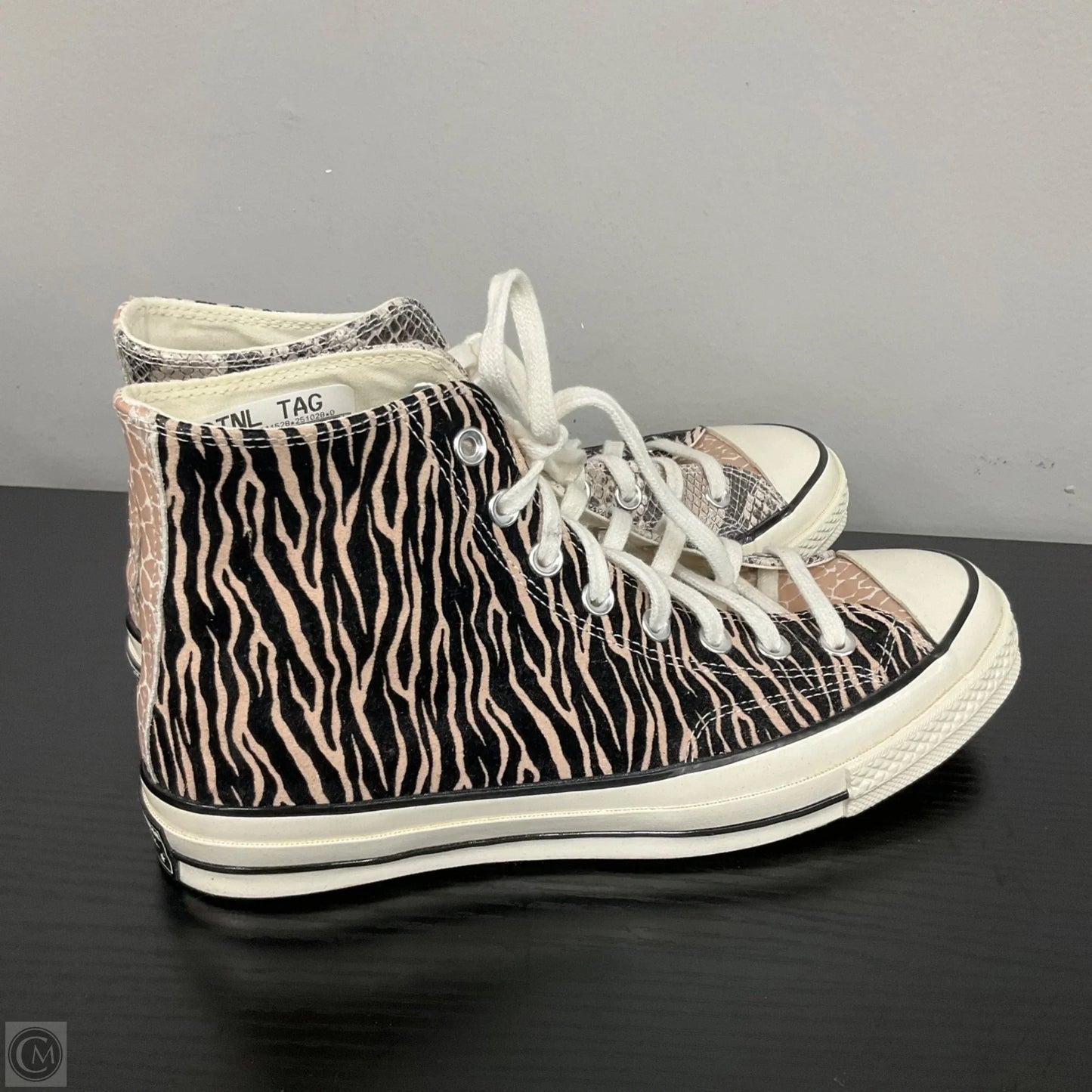 Shoes Flats By Converse In Animal Print, Size: 10.5