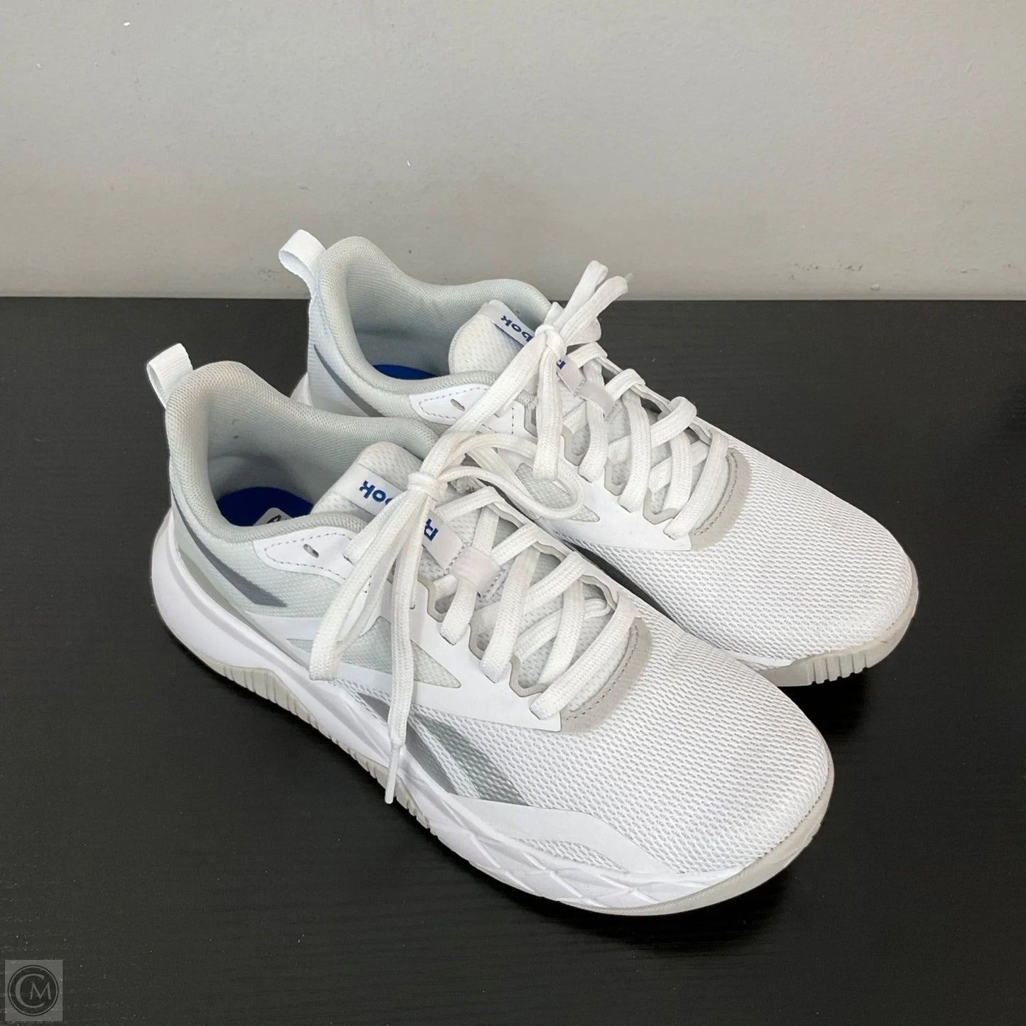 Shoes Athletic By Reebok In White, Size: 6.5