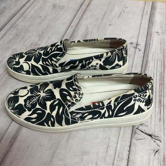 Shoes Luxury Designer By Prada In Blue & White, Size: 38