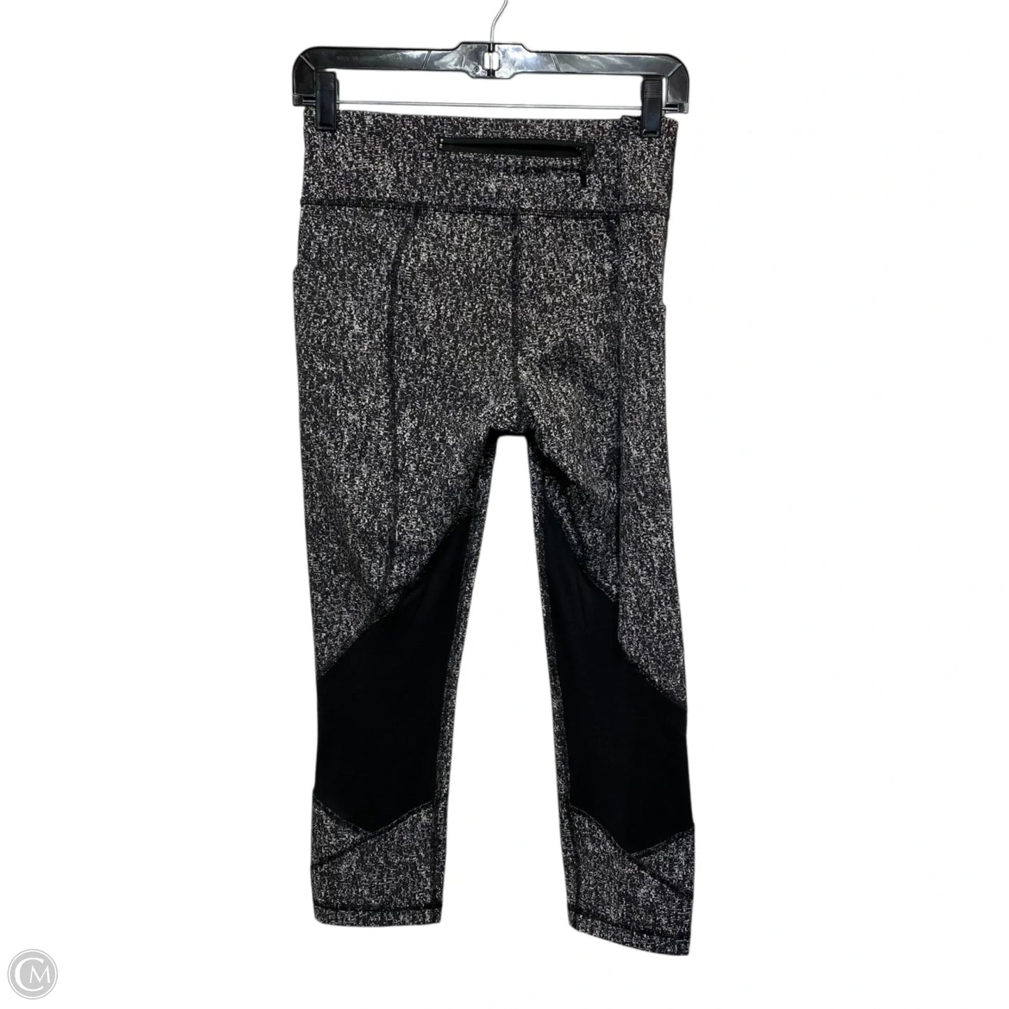 Athletic Leggings Capris Designer By Lululemon In Black & Grey, Size: 8